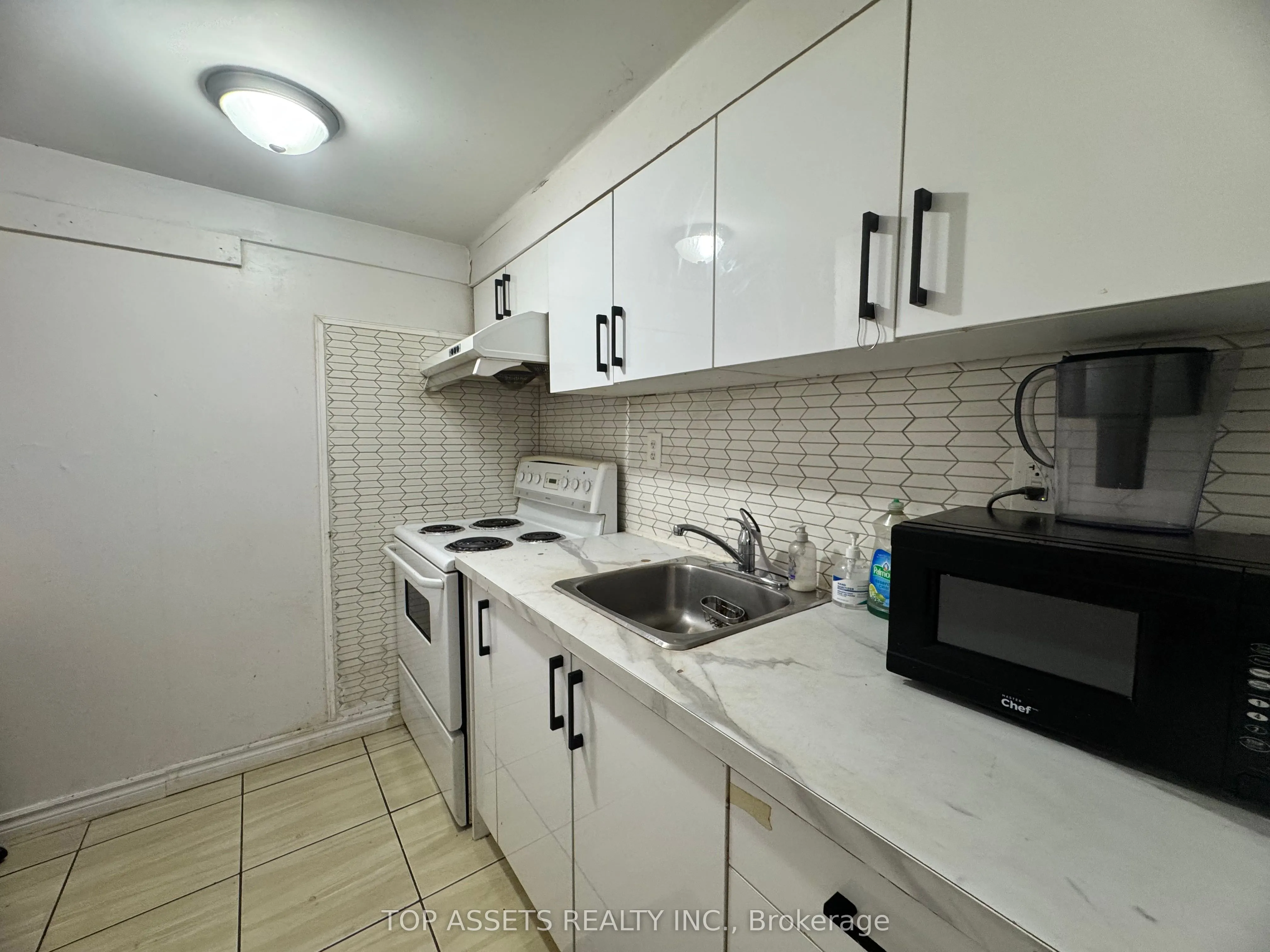 49 Longbow Square