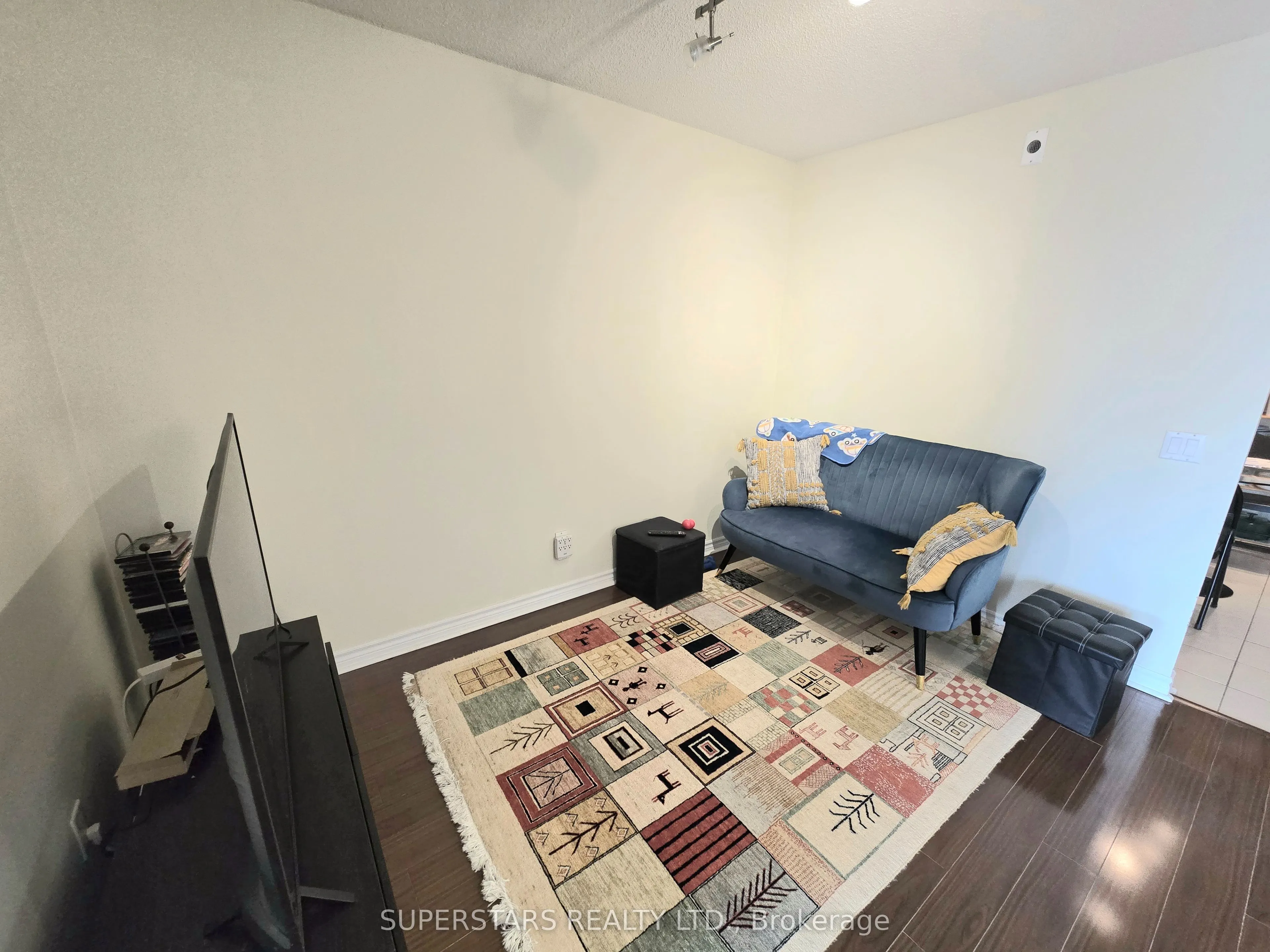 115 Omni Drive, #909