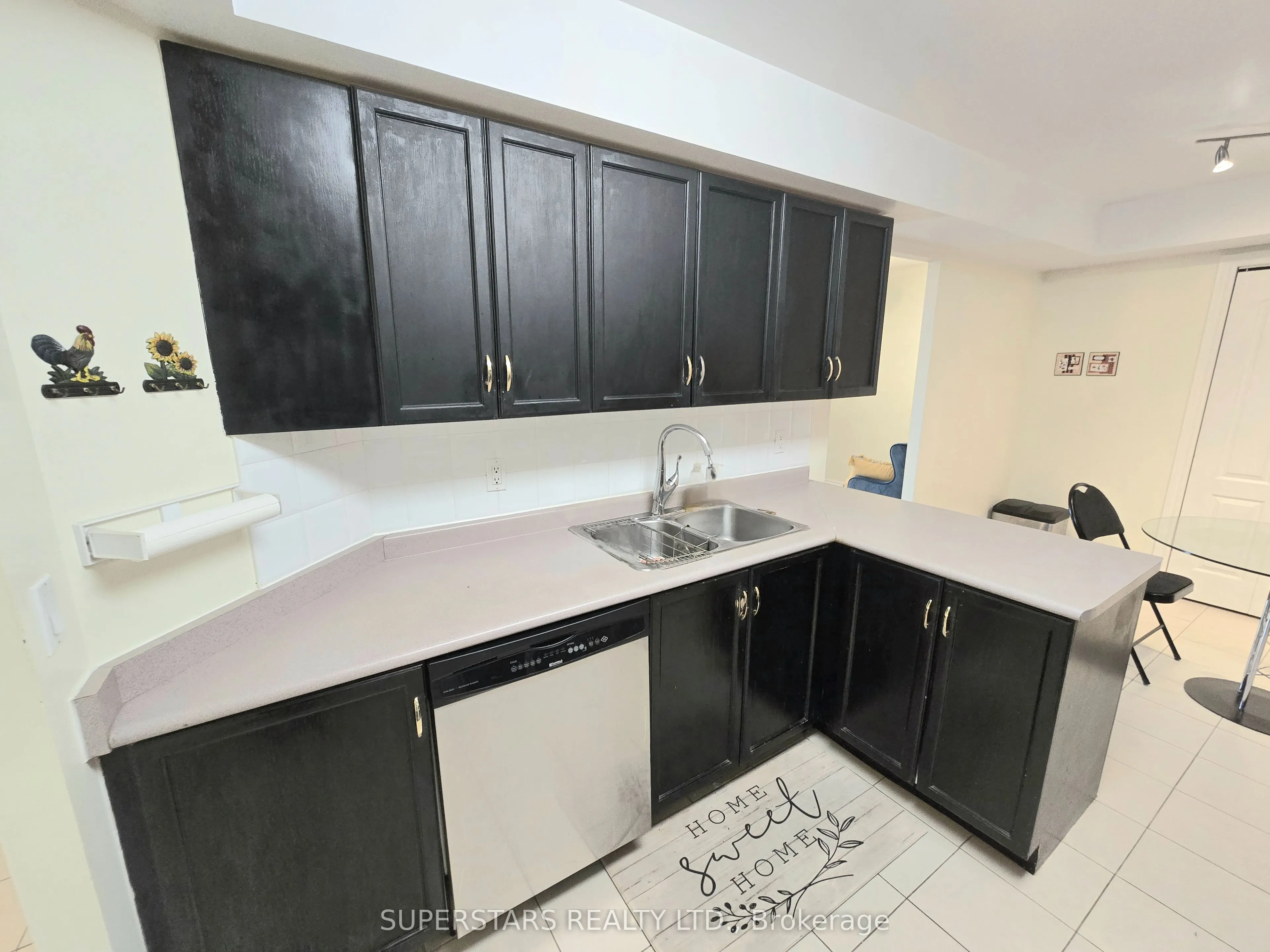 115 Omni Drive, #909