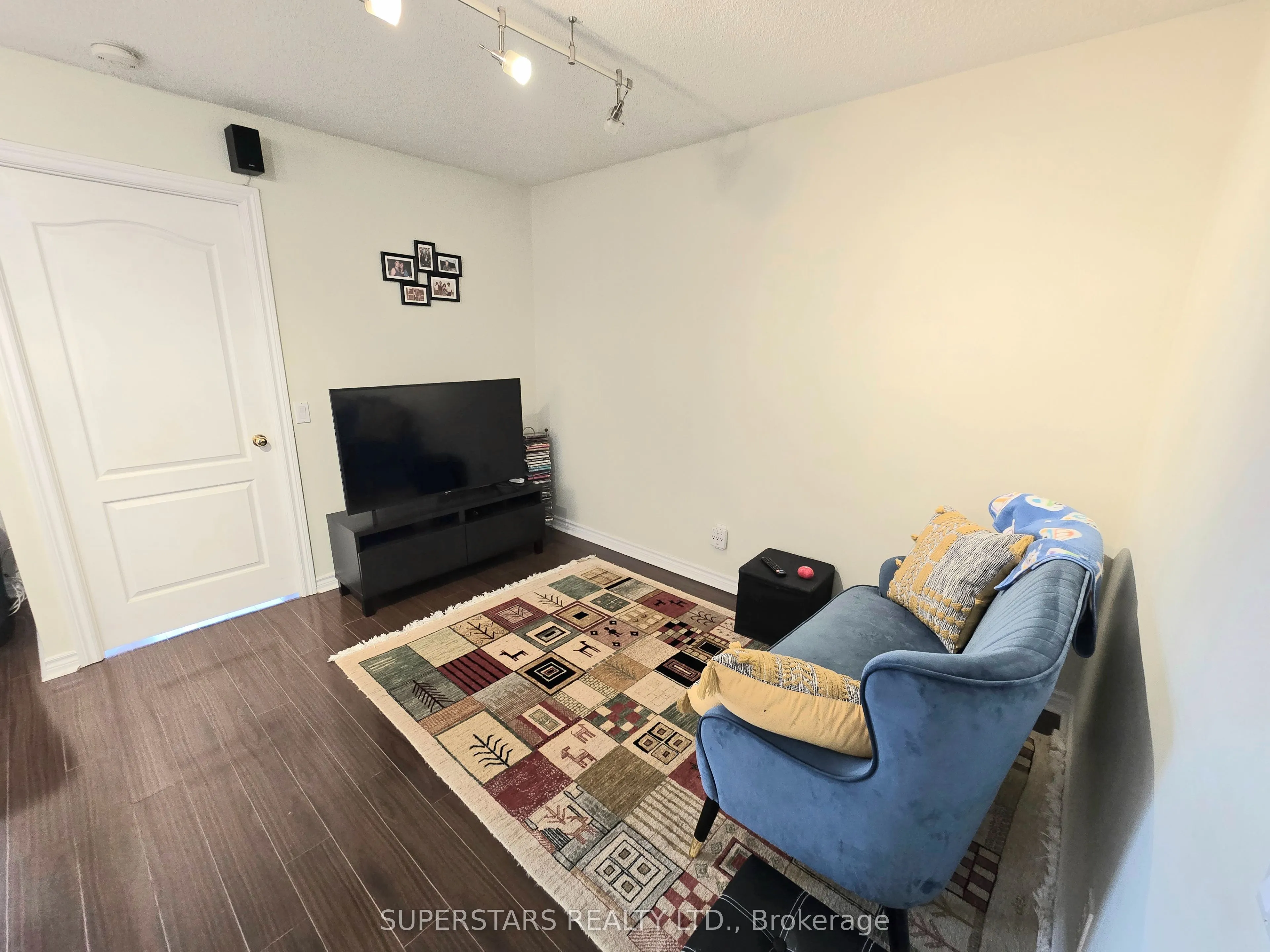115 Omni Drive, #909
