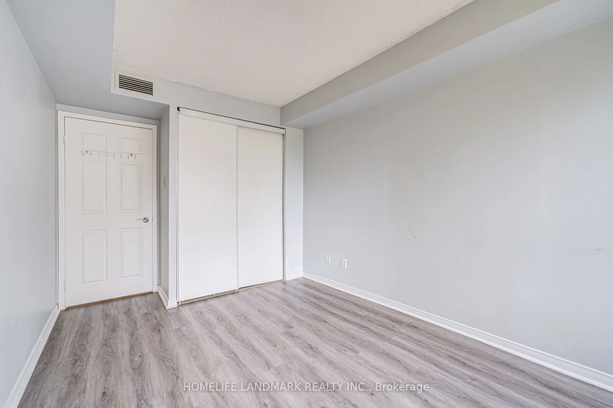 4725 Sheppard Avenue E, #703