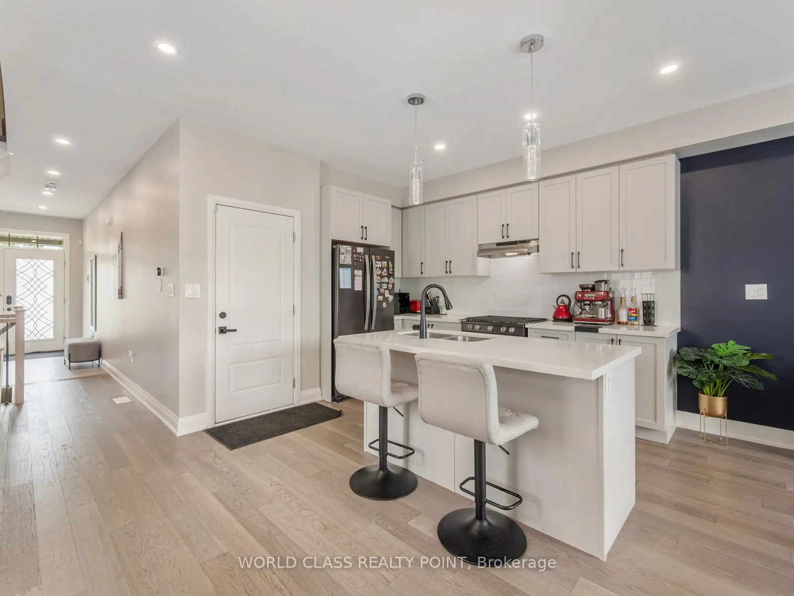 35 Hanning Court, #4
