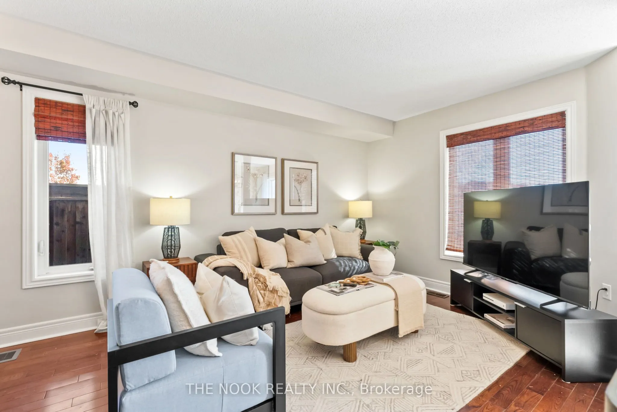 93 Dewell Crescent