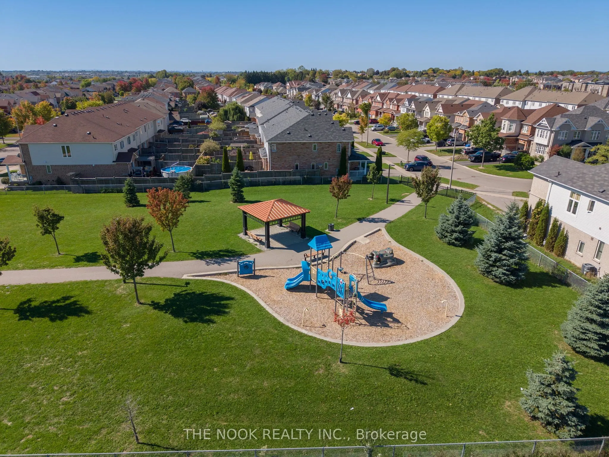 93 Dewell Crescent