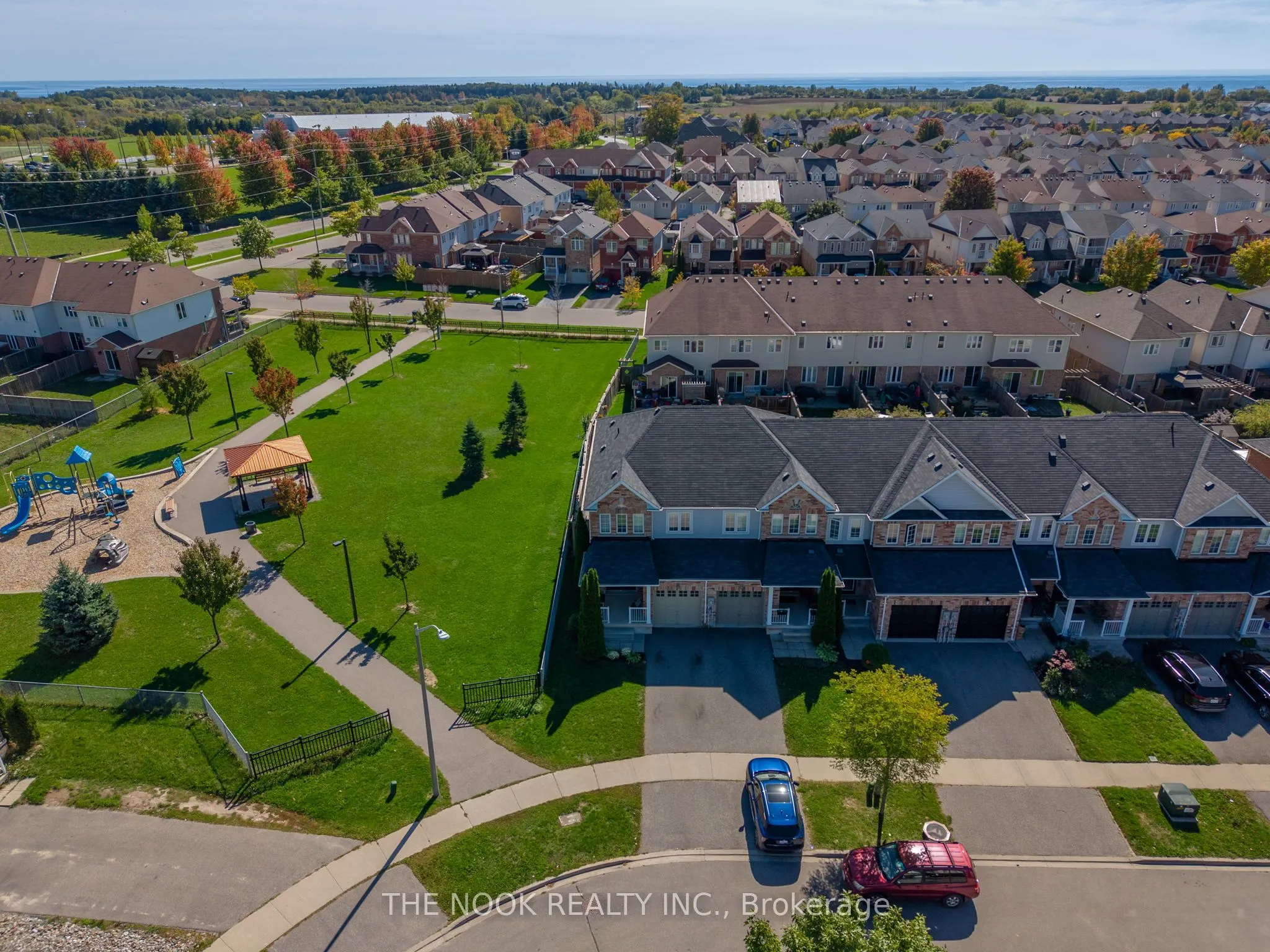 93 Dewell Crescent