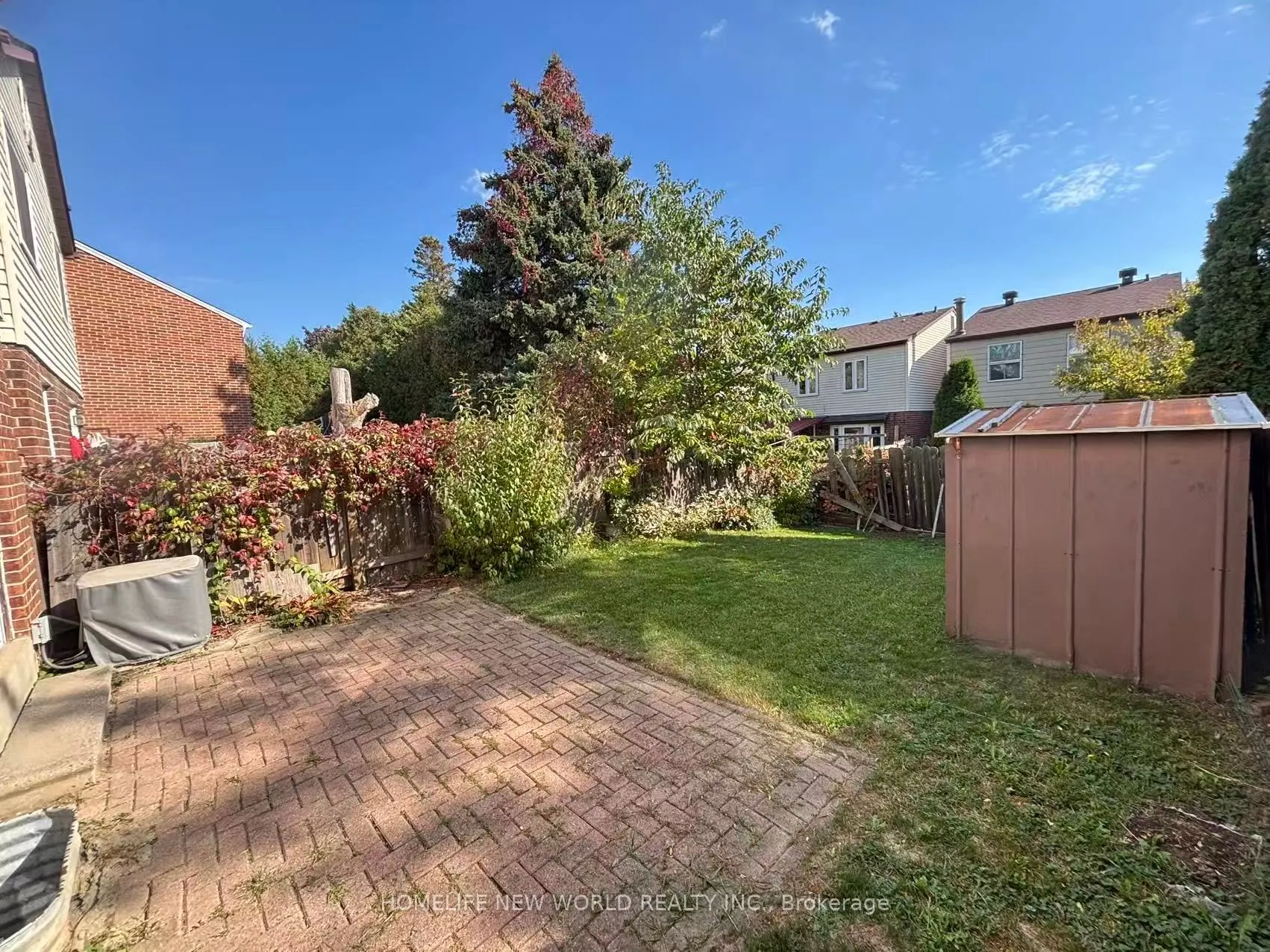 37 Mossbrook Crescent