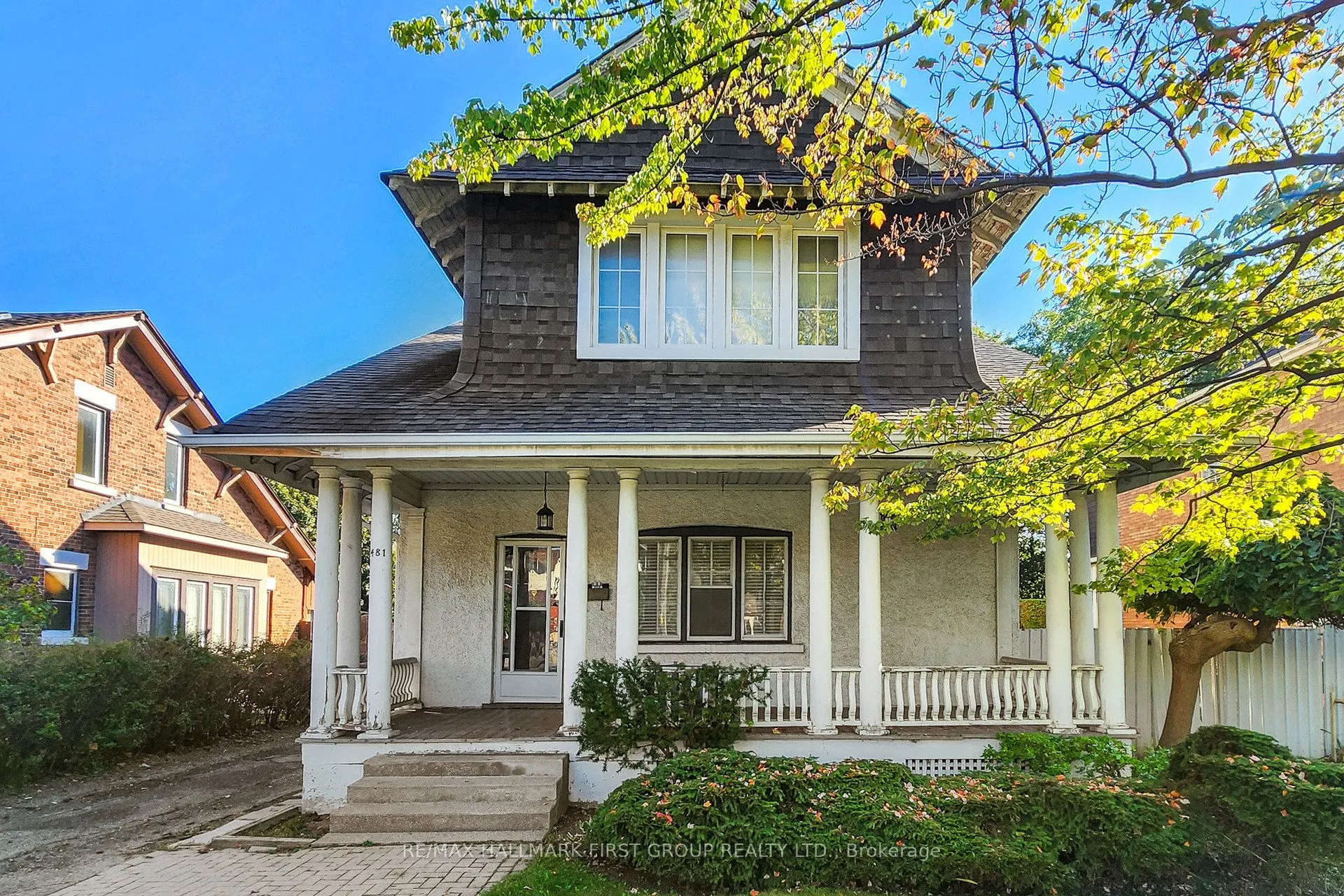 481 Simcoe Street N