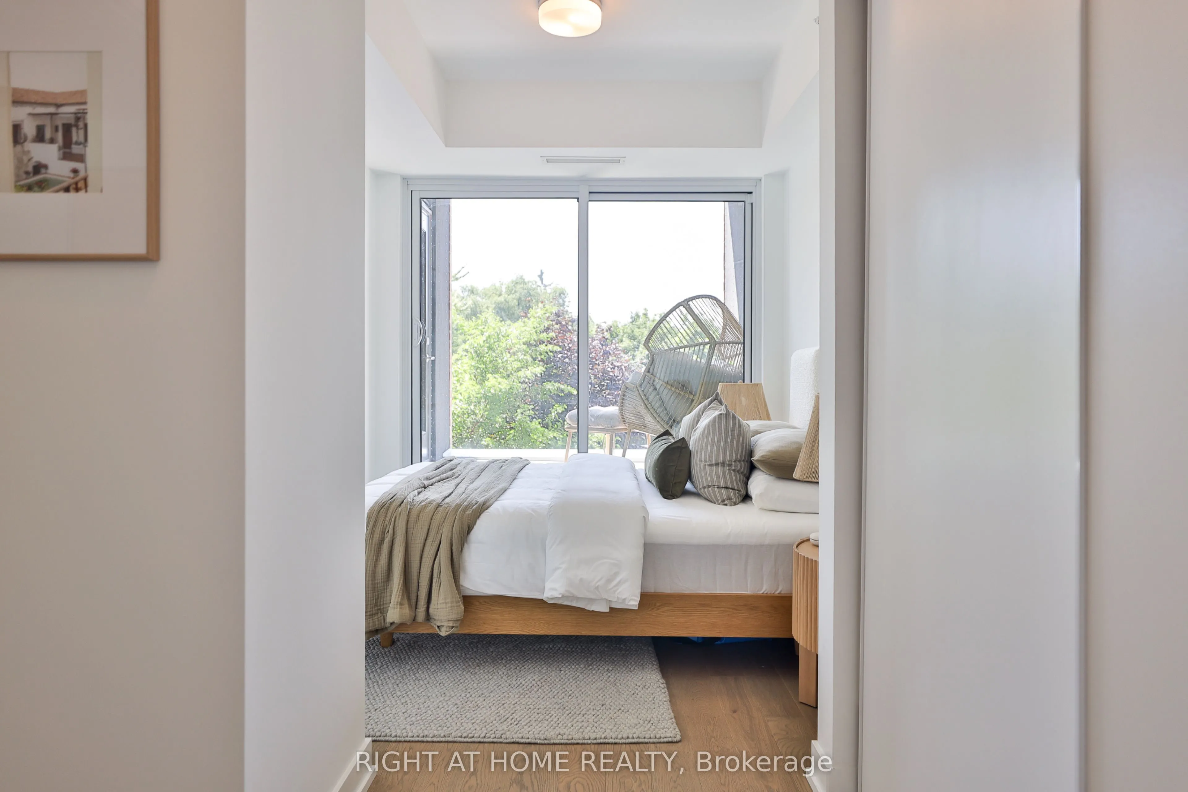 1161 Kingston Road, #201