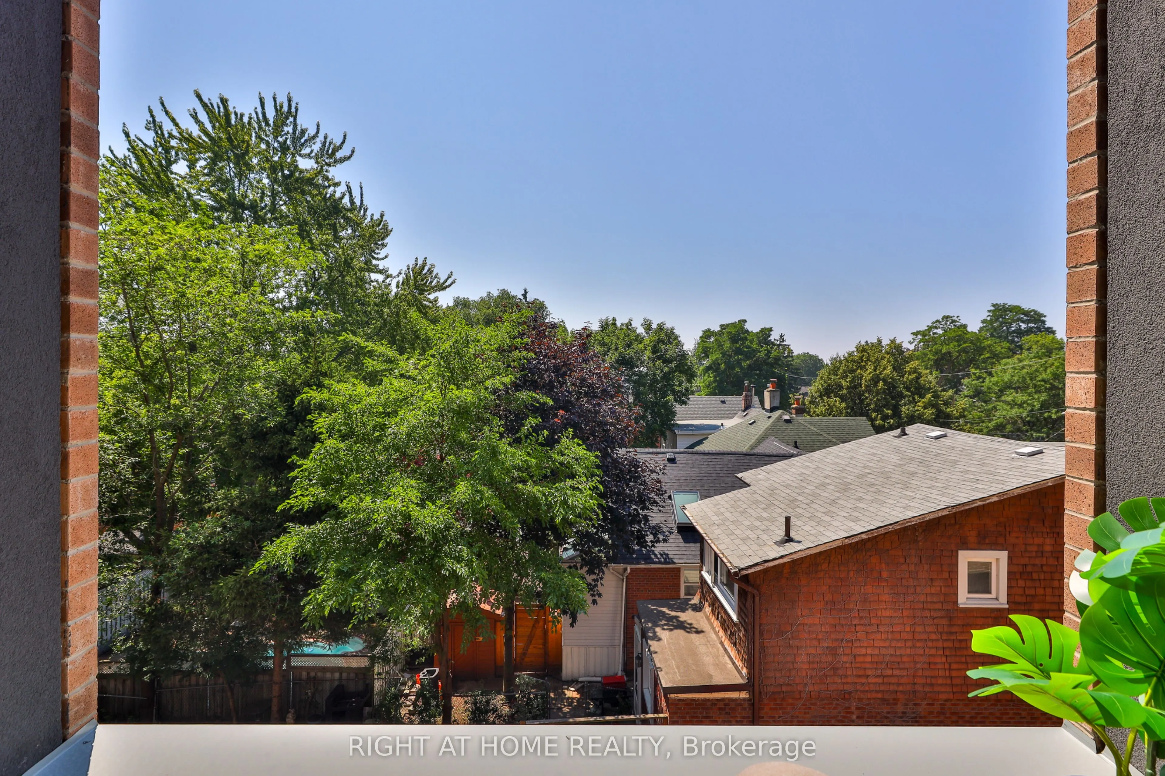 1161 Kingston Road, #201