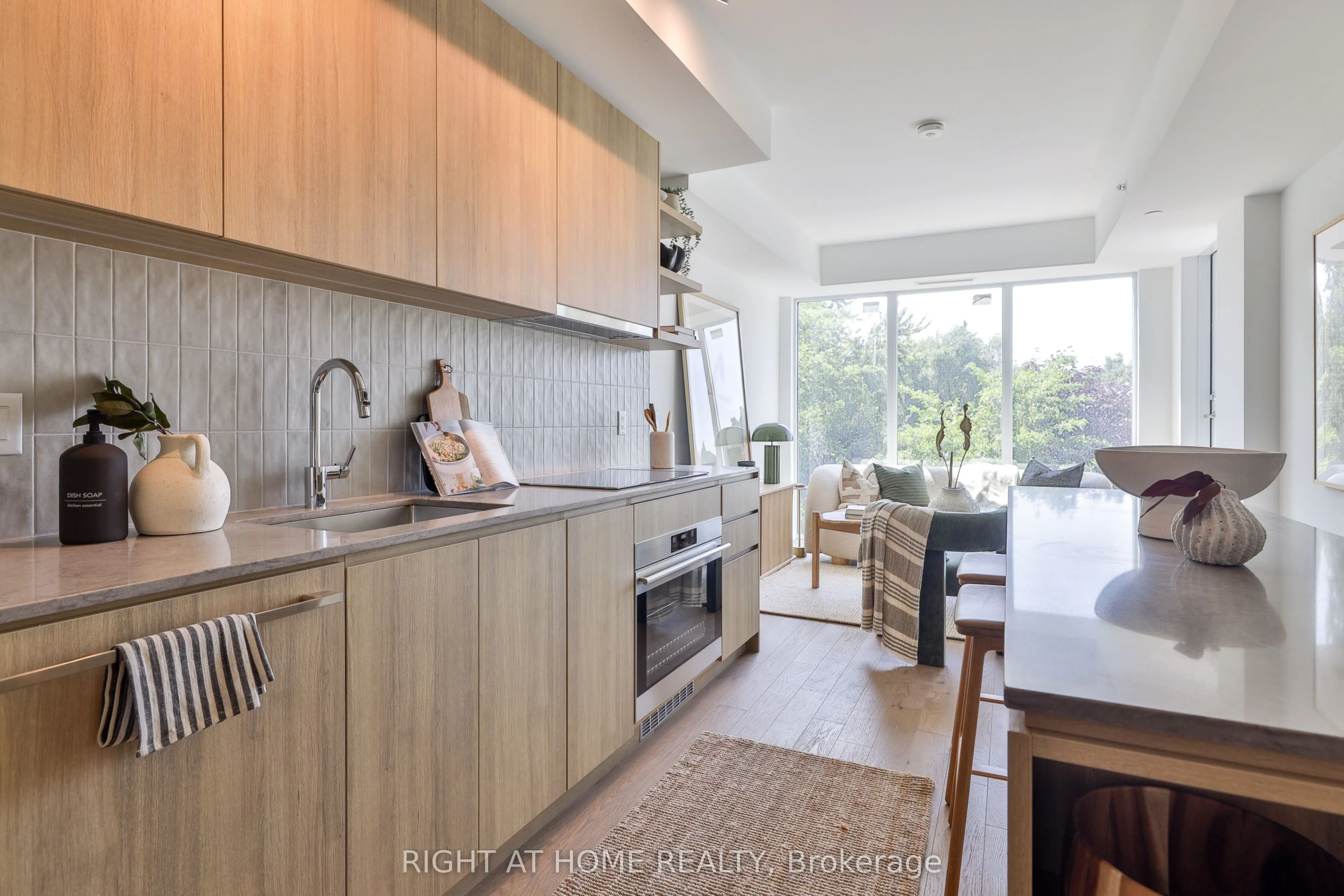 1161 Kingston Road, #201