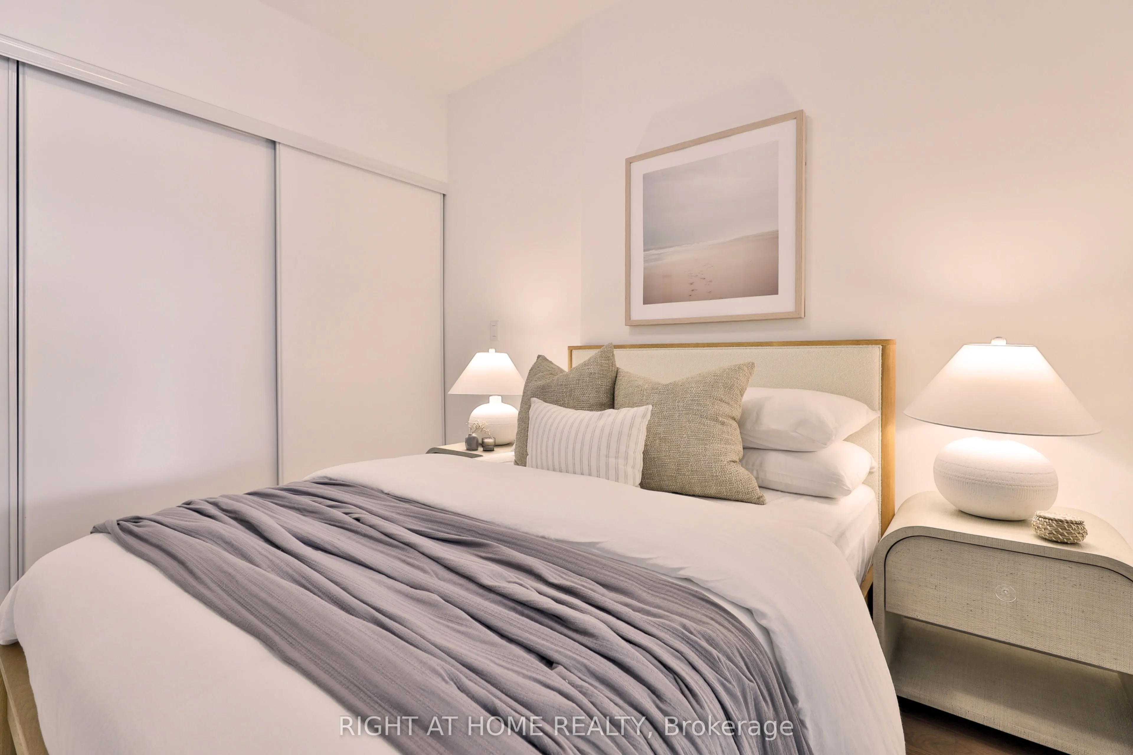 1161 Kingston Road, #201