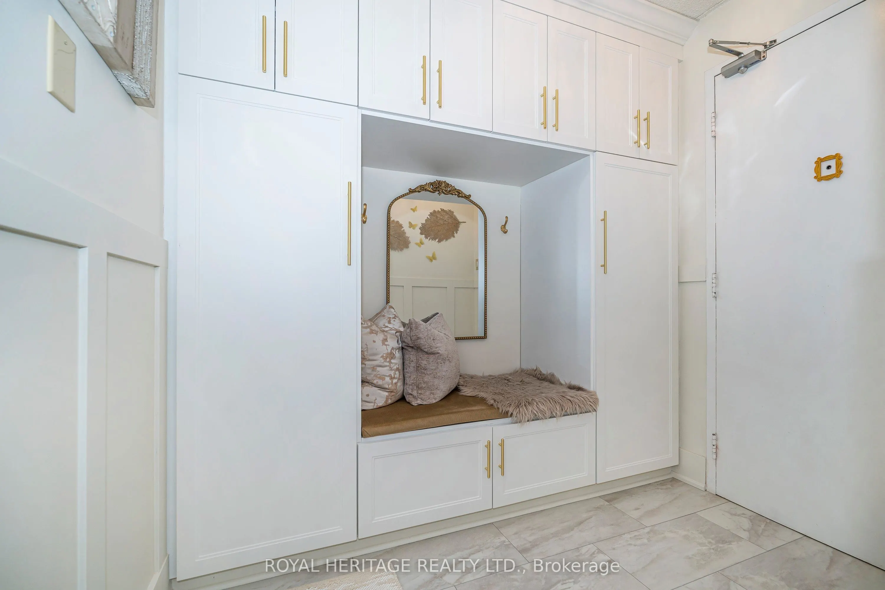 1535 Diefenbaker Court, #101