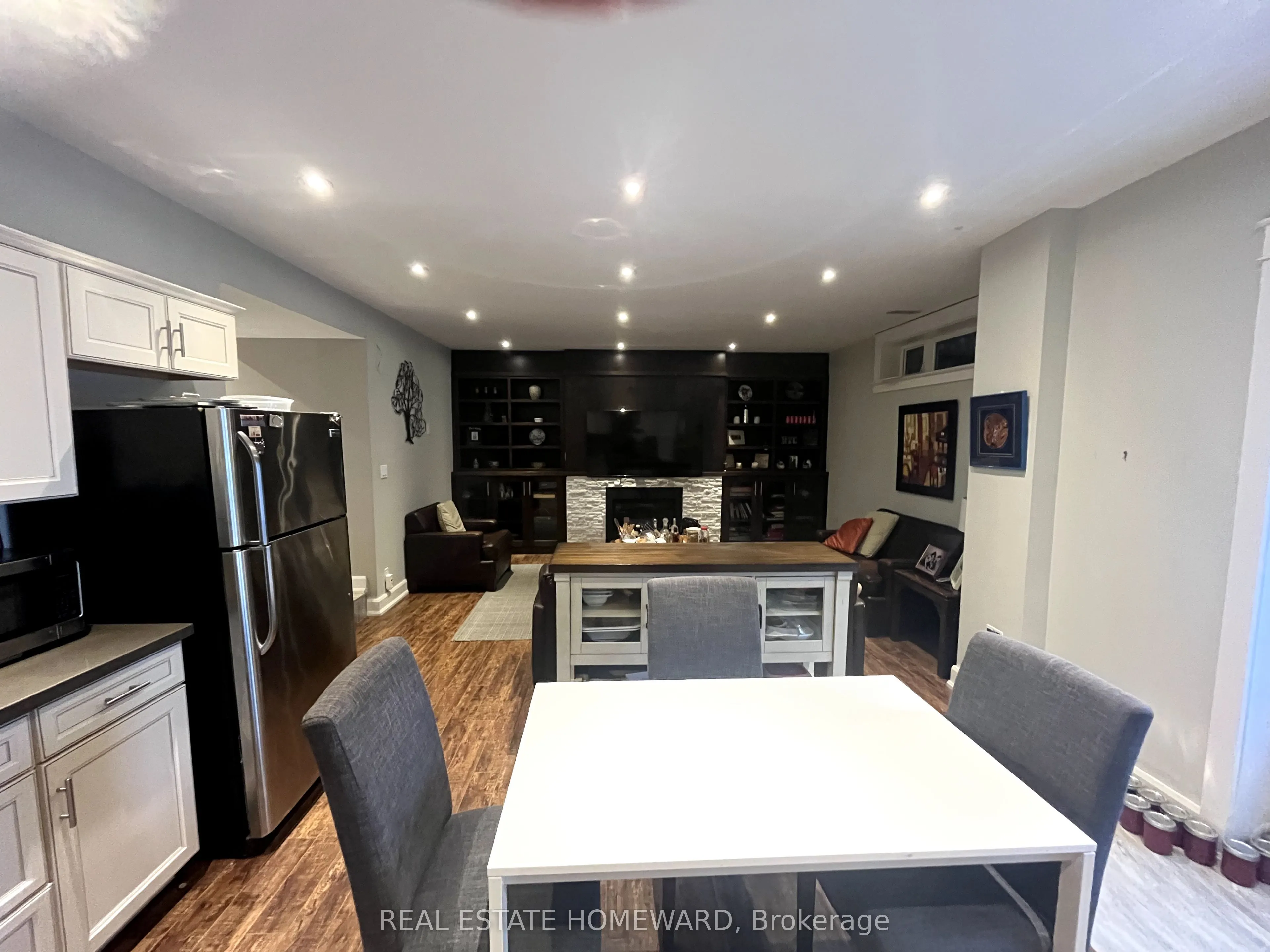 69 Roosevelt Road