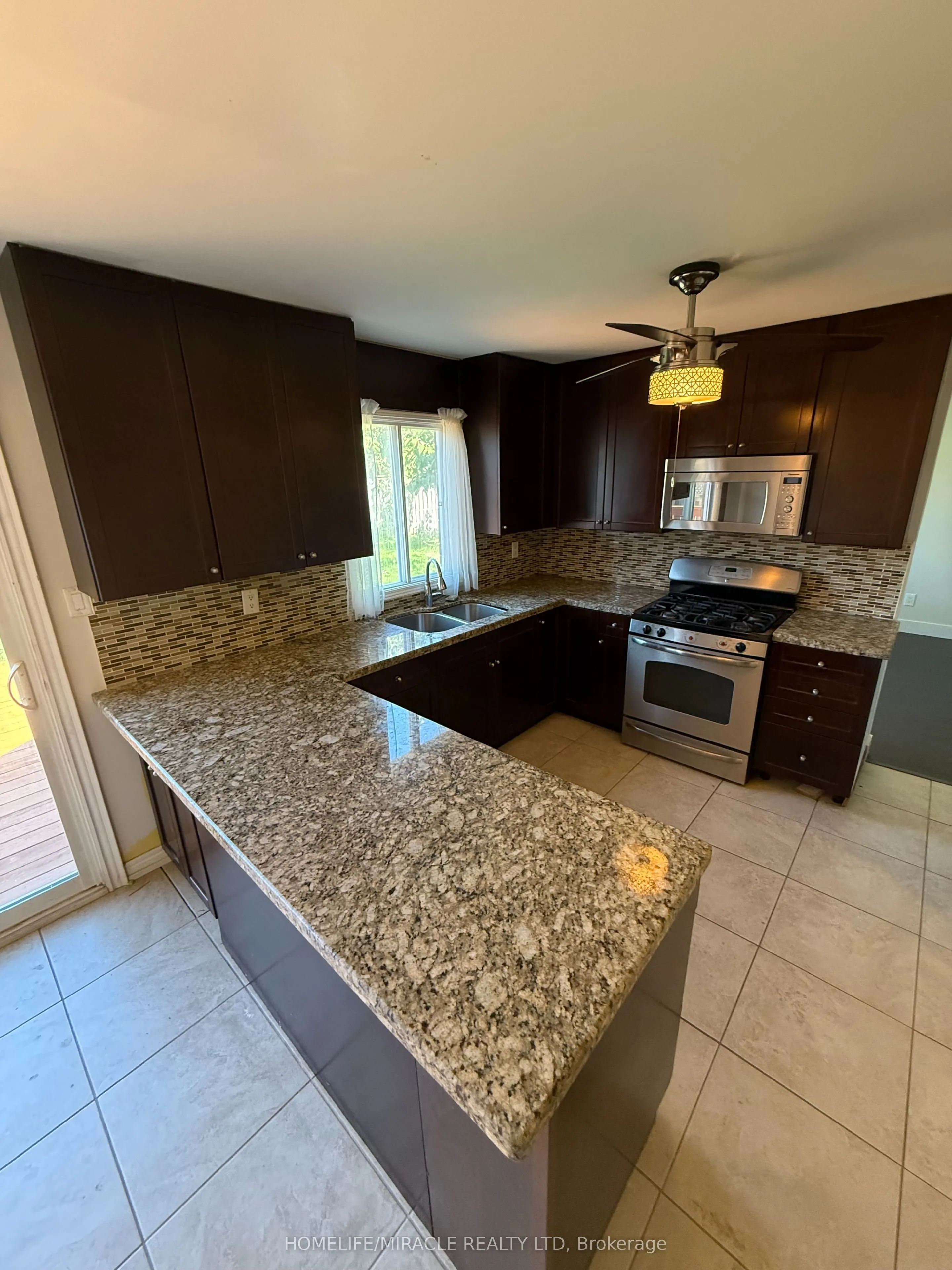 580 Daylight Crescent