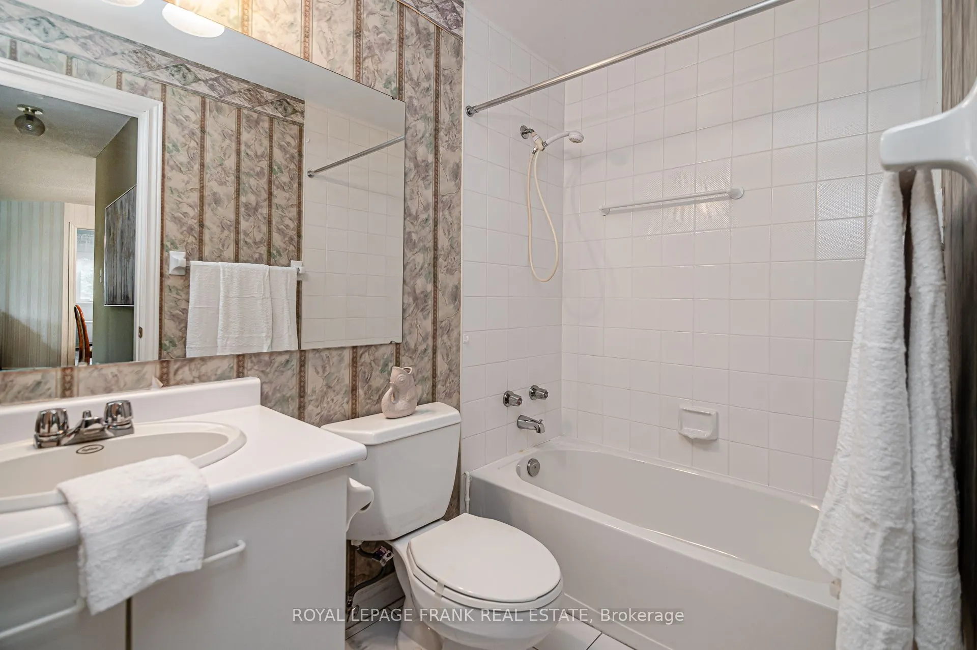 191 Lake Driveway Way W, #314