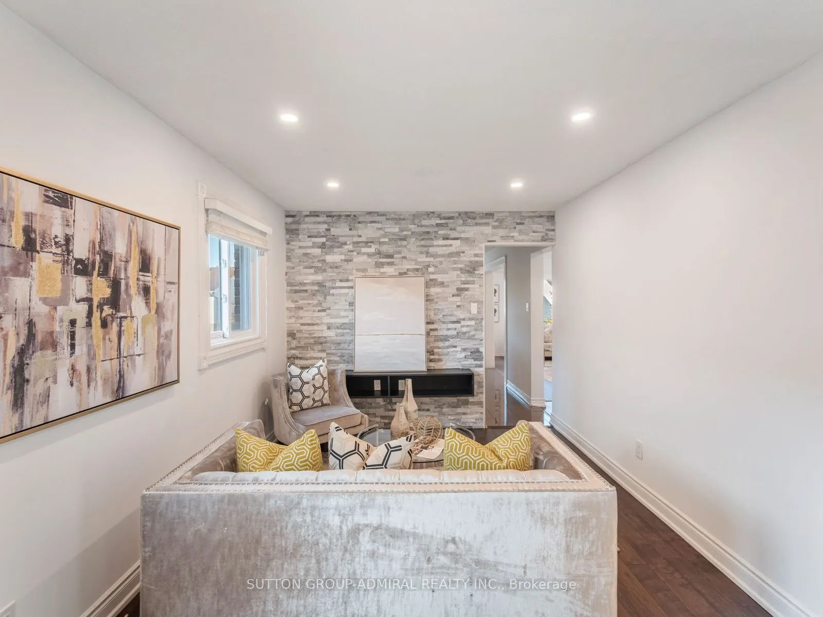 104 Humphrey Drive