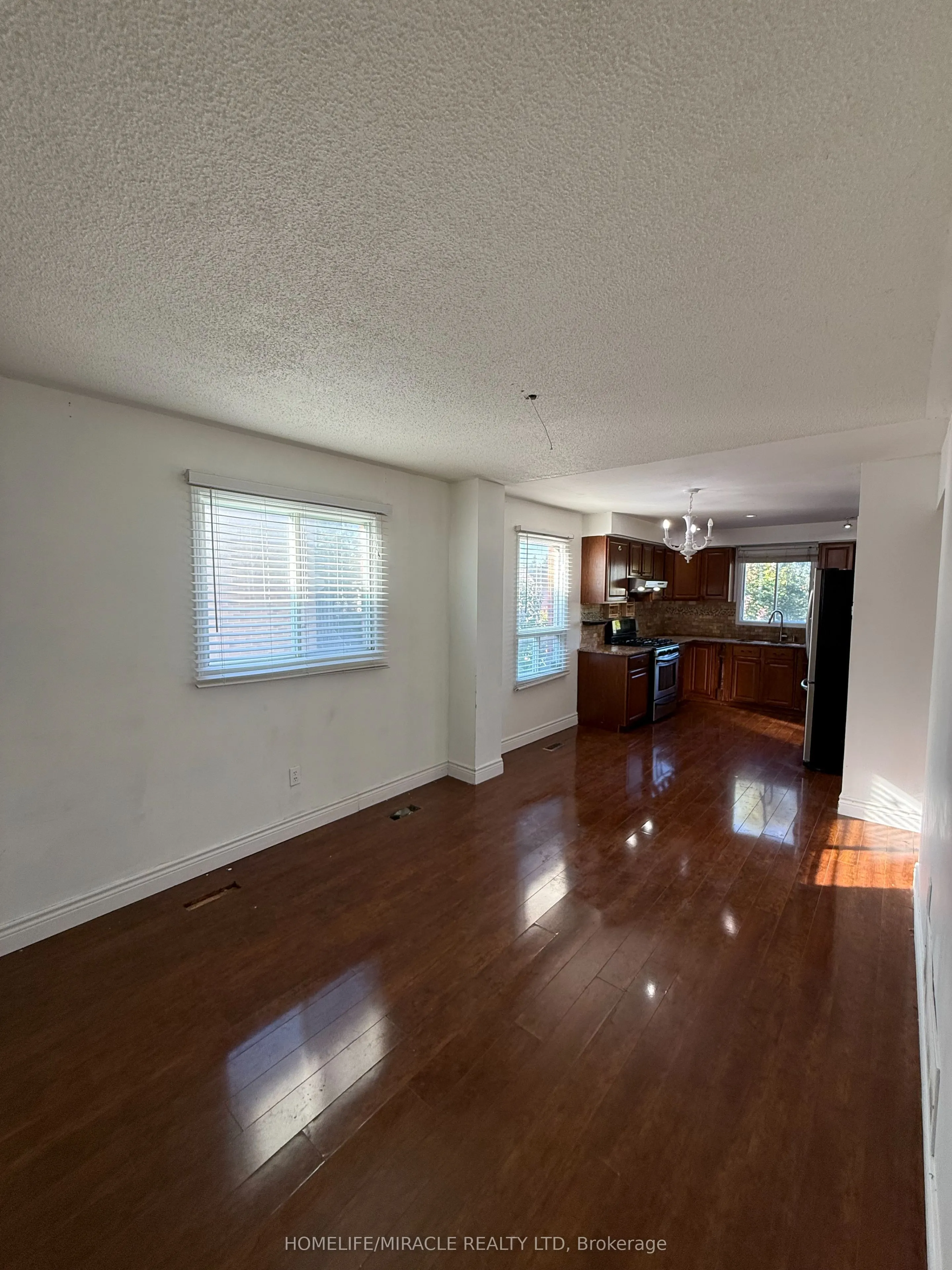 44 Knapton Avenue
