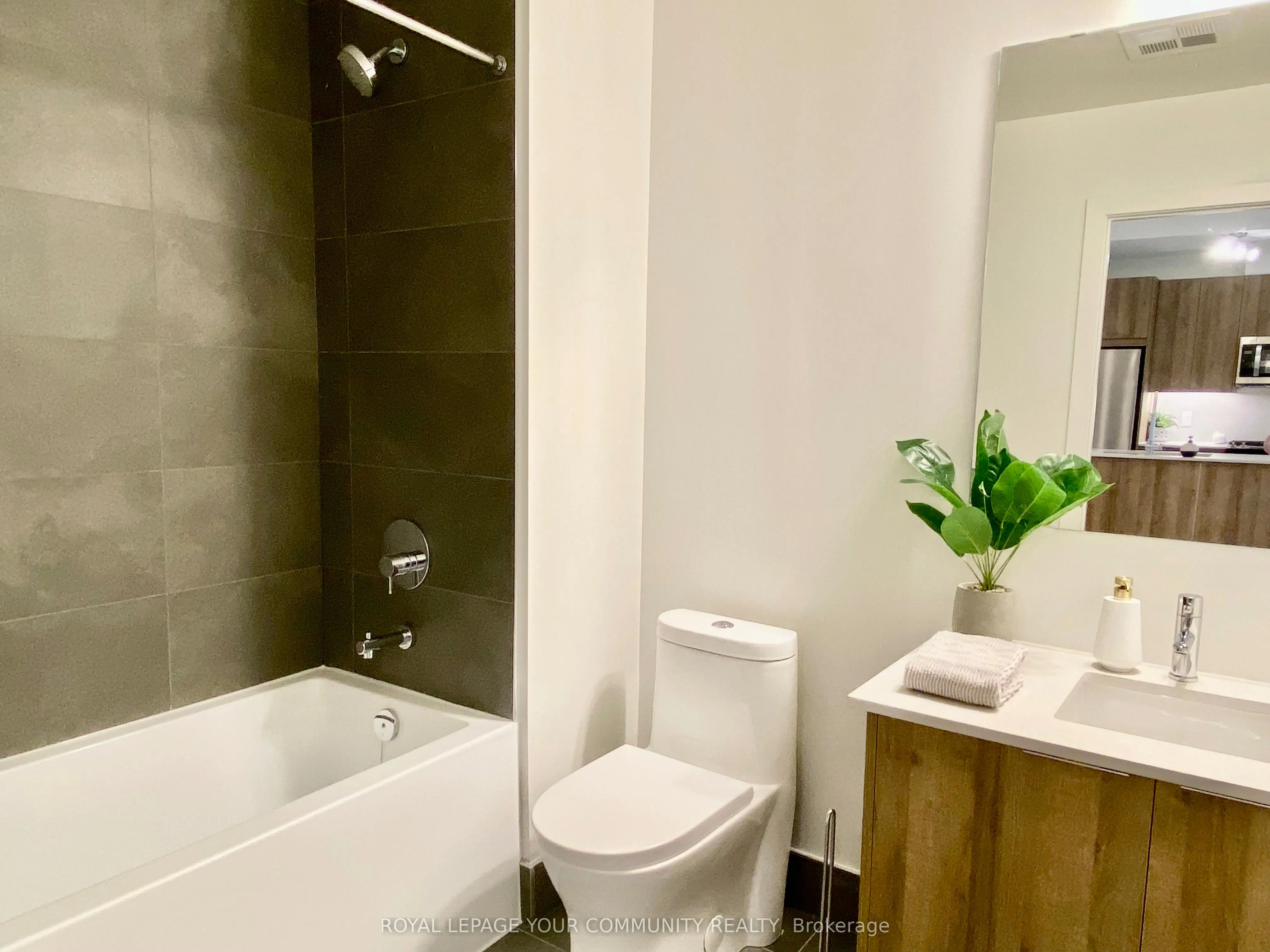 495 Logan Avenue, #308