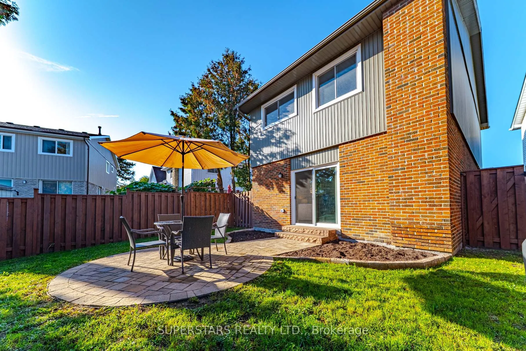 193 Carolbreen Square