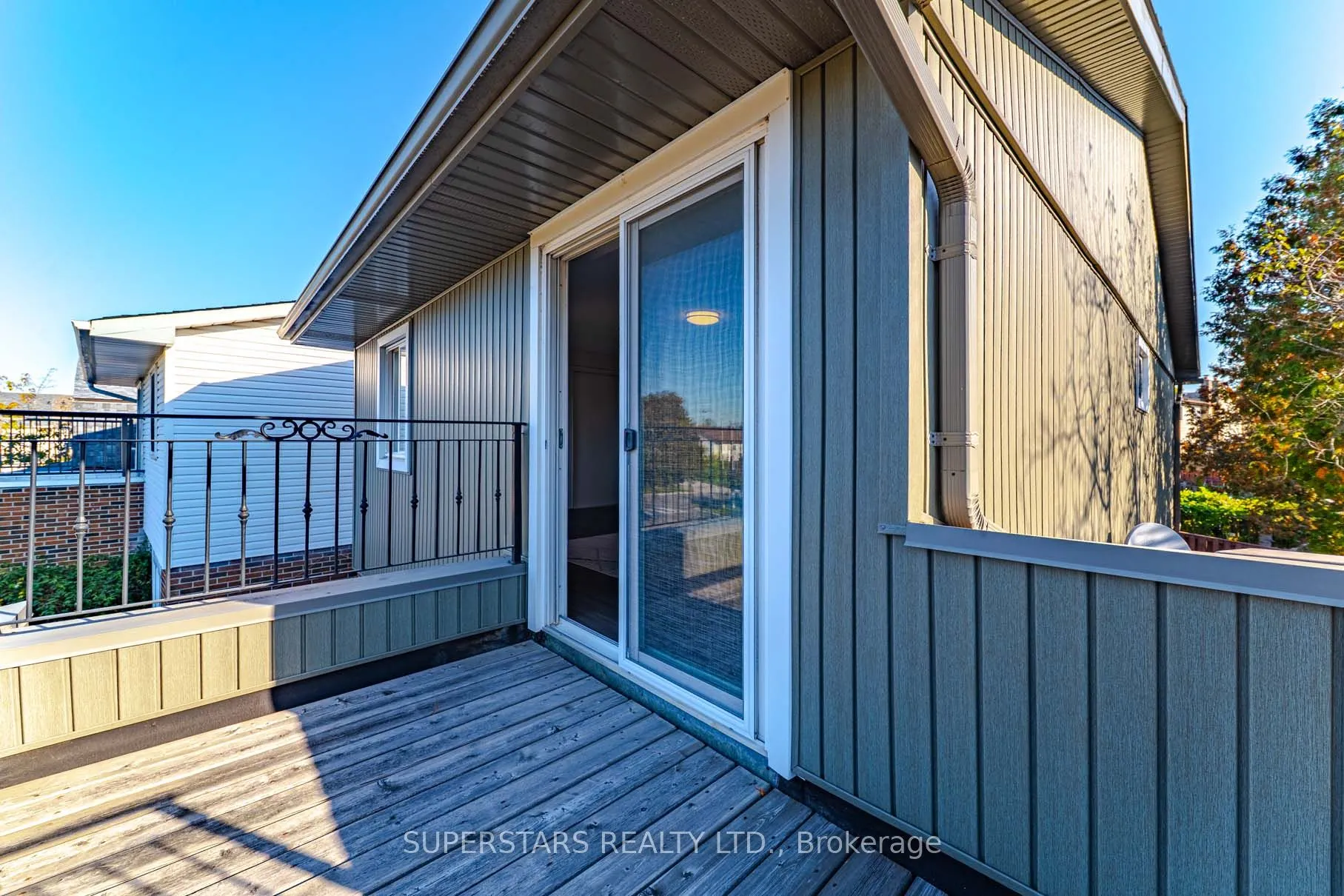 193 Carolbreen Square