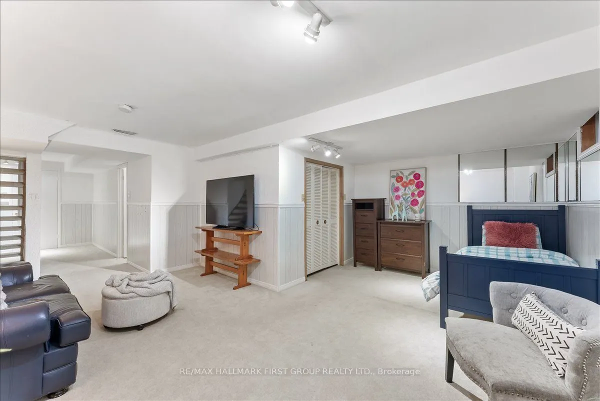 4 Deeprose Lane, #27