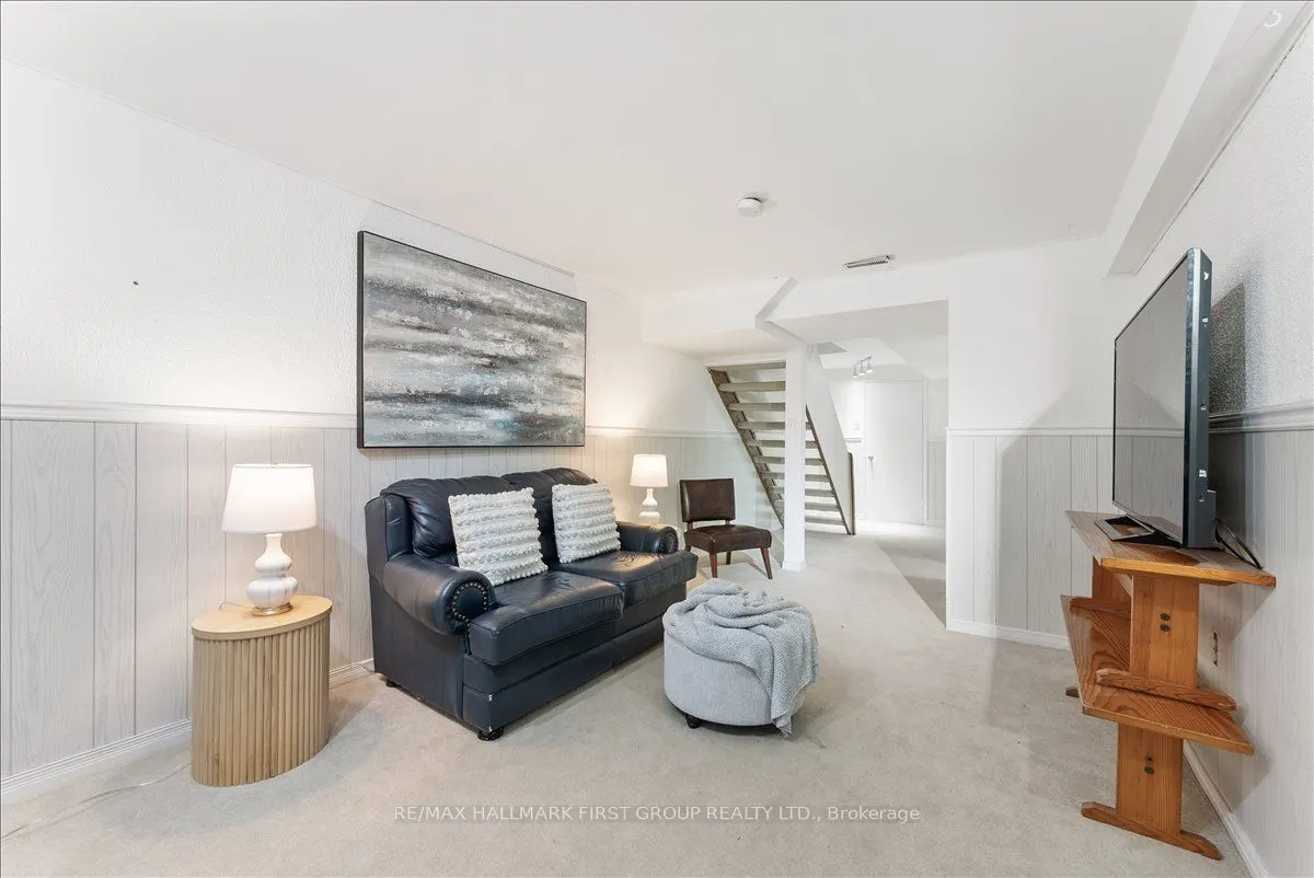 4 Deeprose Lane, #27