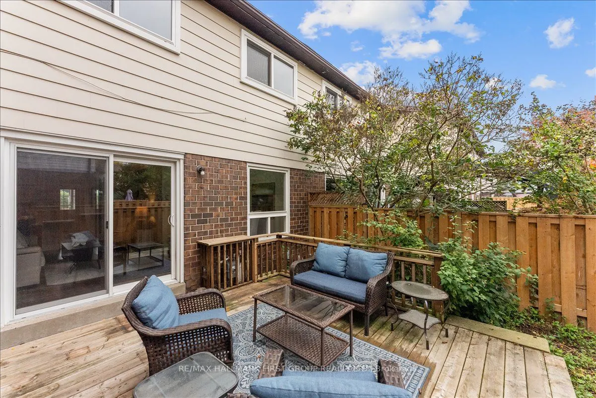 4 Deeprose Lane, #27