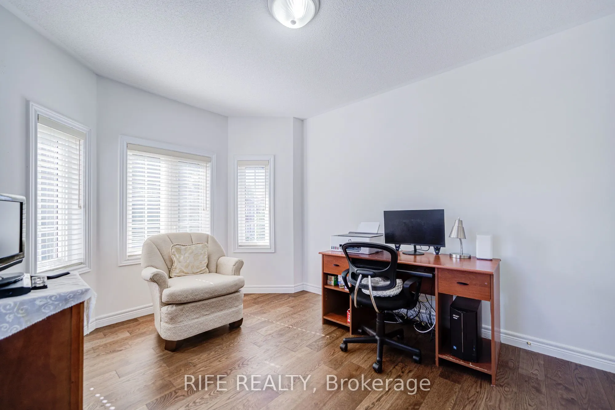 106 Craggview Drive