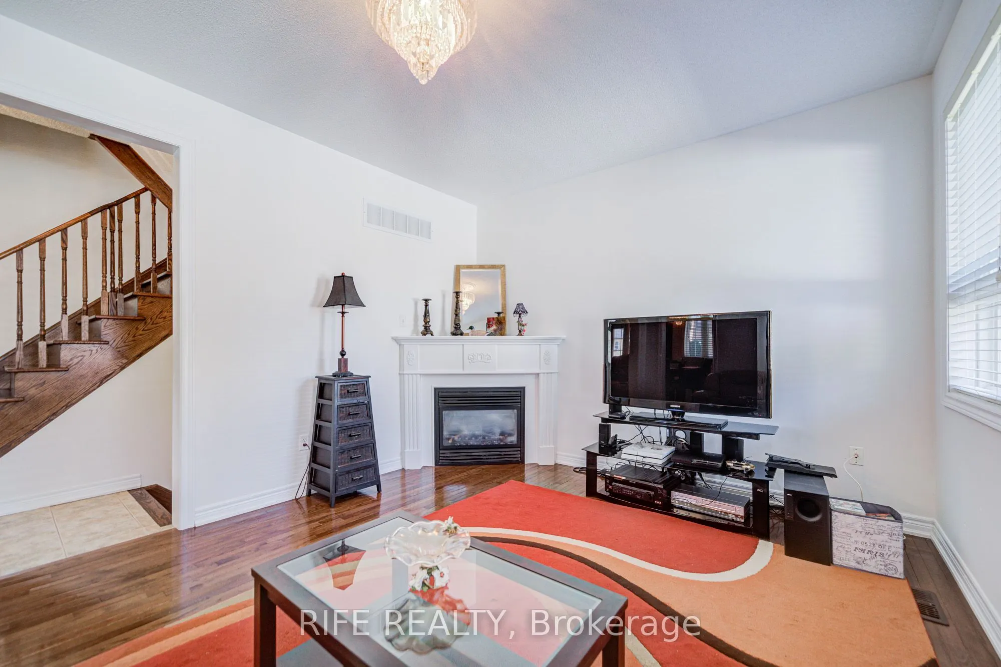 106 Craggview Drive