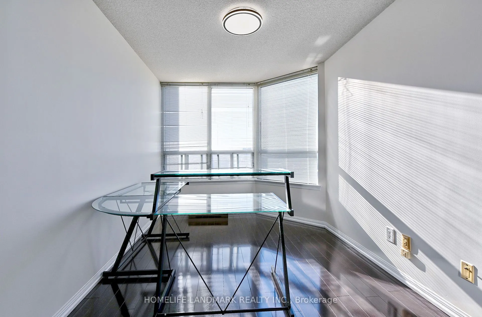 88 Corporate Drive, #2612