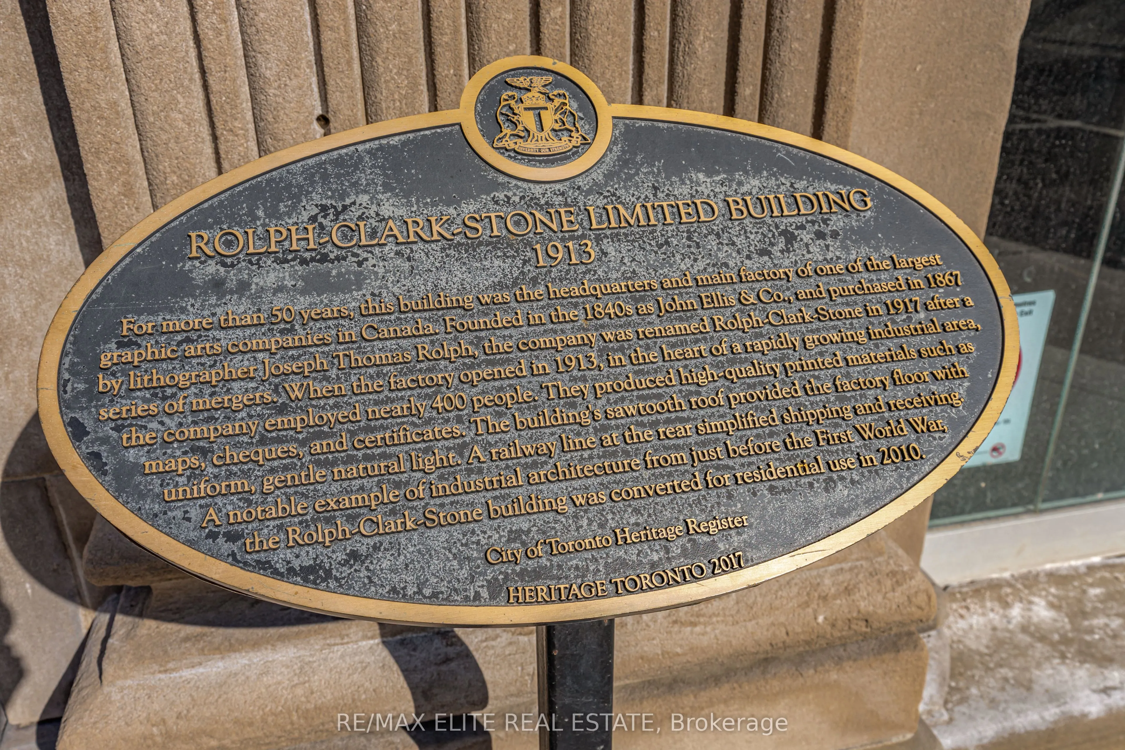 201 Carlaw Avenue, #412