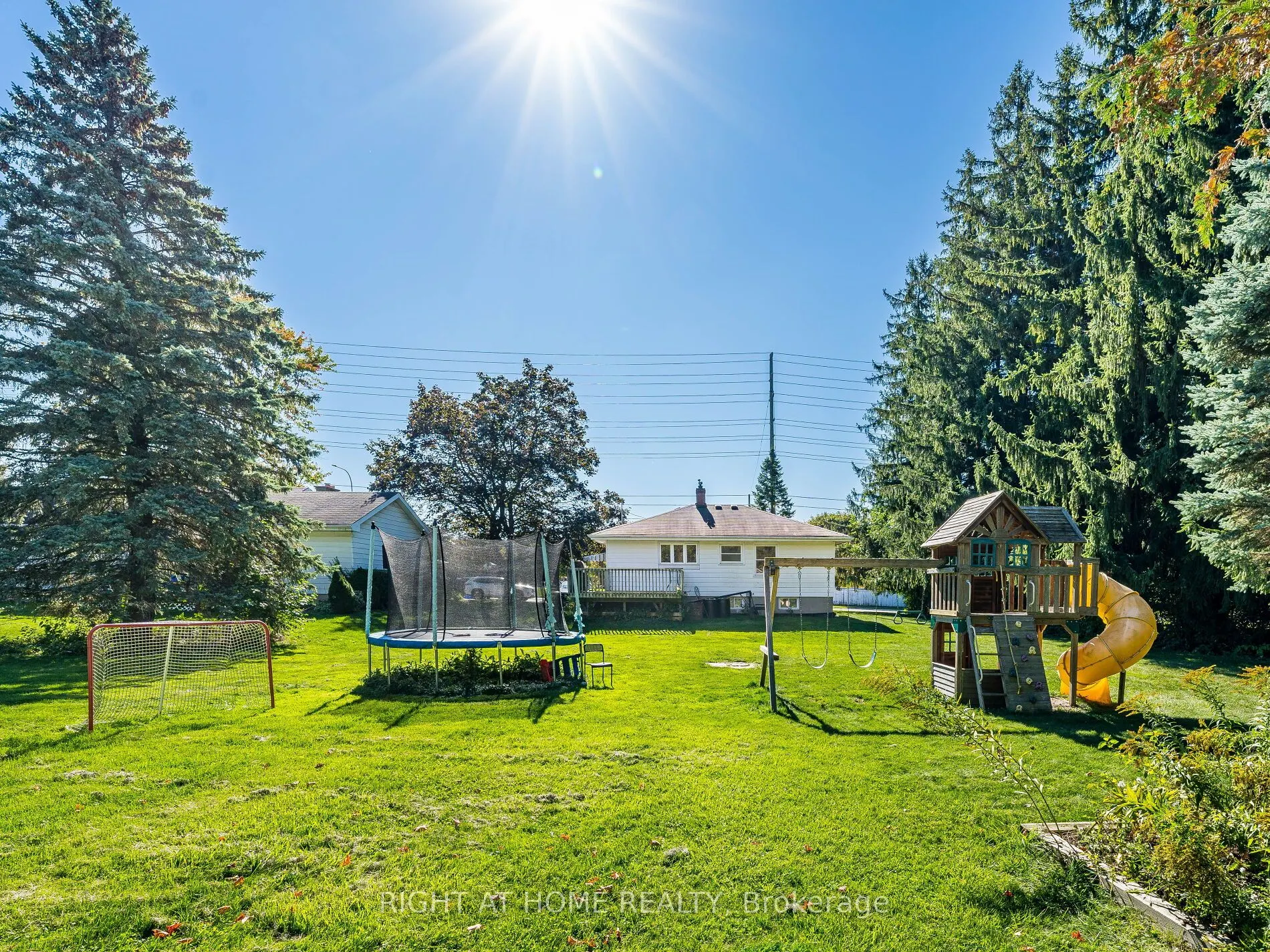 148 Winchester Road E