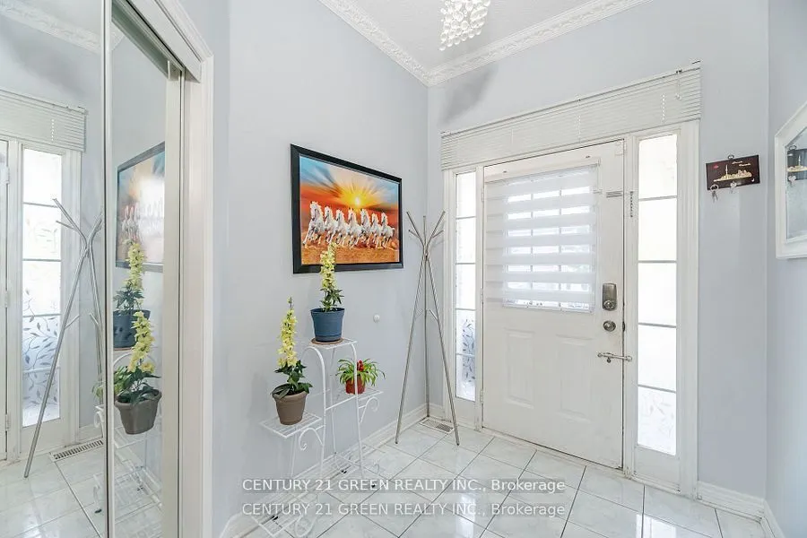 18 Fiddlehead Terrace