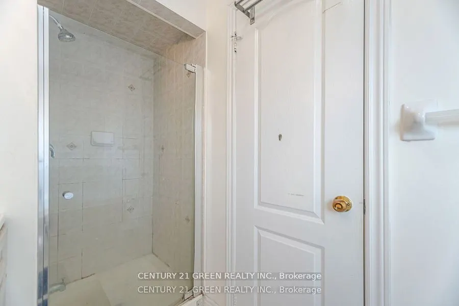 18 Fiddlehead Terrace