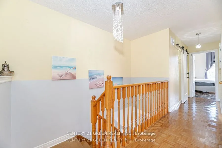 18 Fiddlehead Terrace