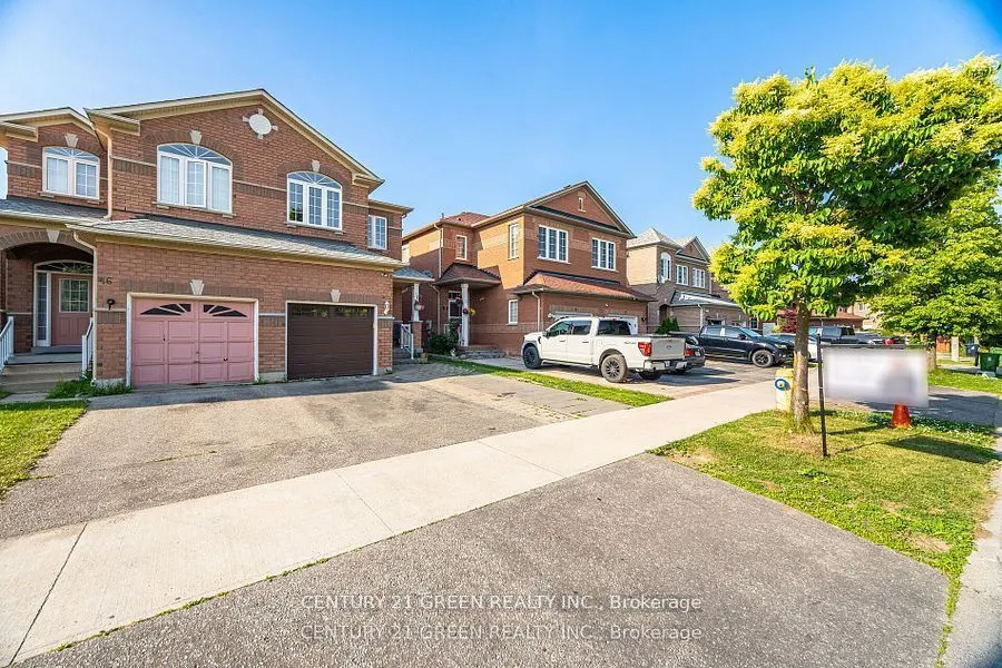 18 Fiddlehead Terrace