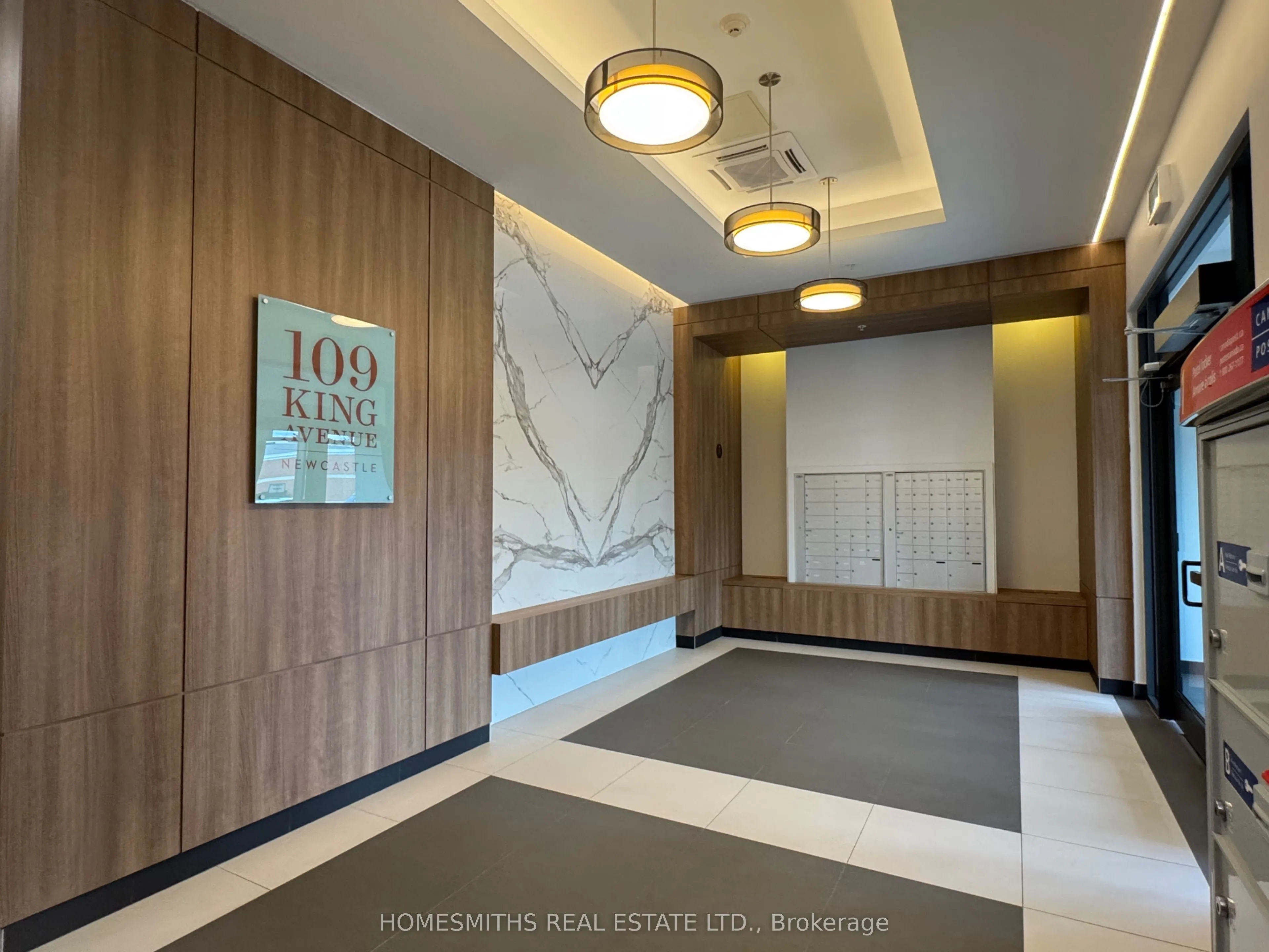 109 King Avenue E, #401