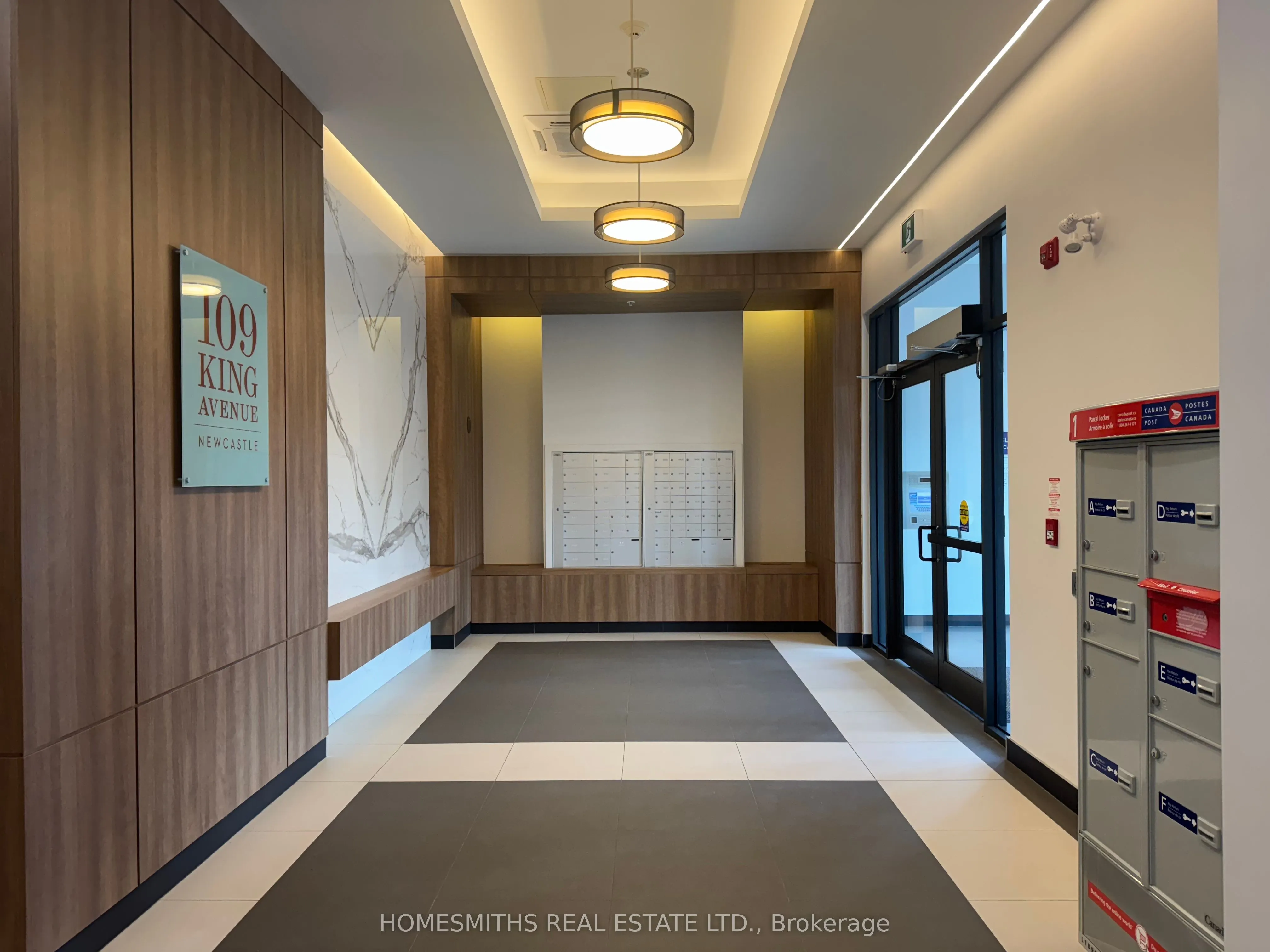 109 King Avenue E, #401