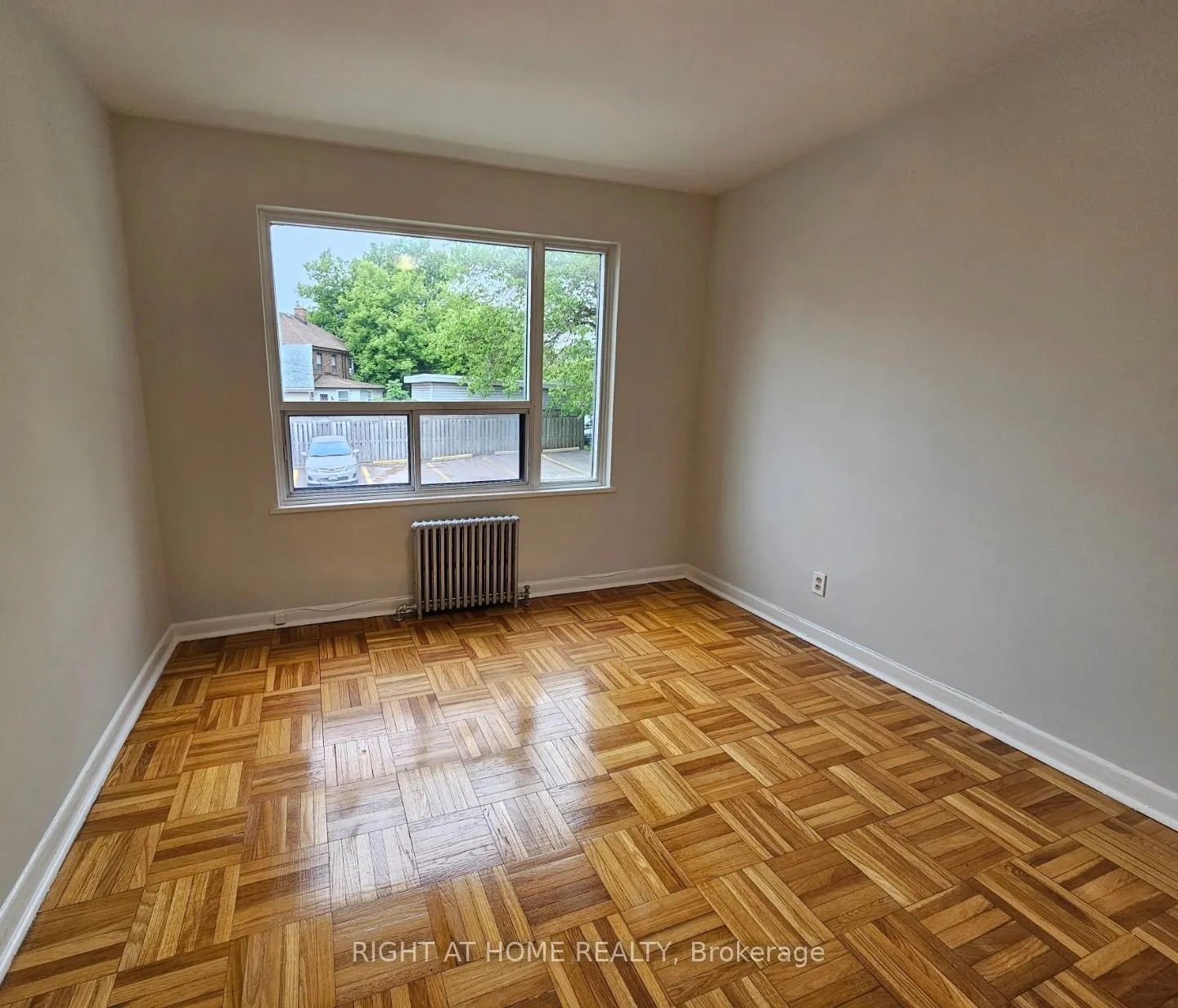 20 Cosburn Avenue, #203