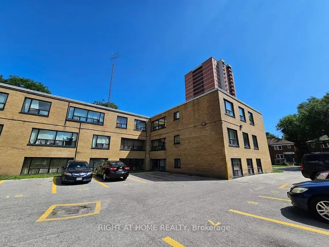 20 Cosburn Avenue, #203