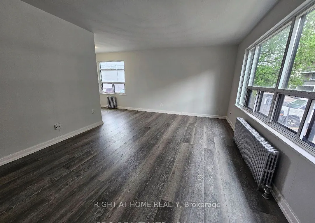 20 Cosburn Avenue, #203