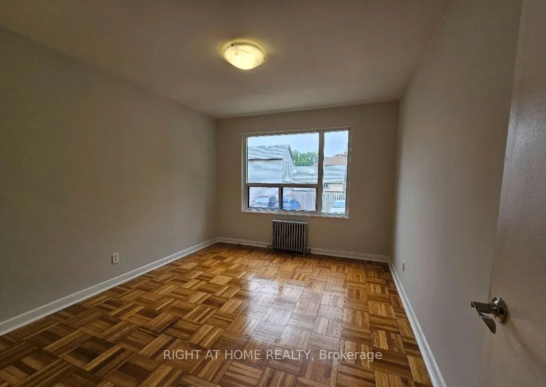 20 Cosburn Avenue, #203