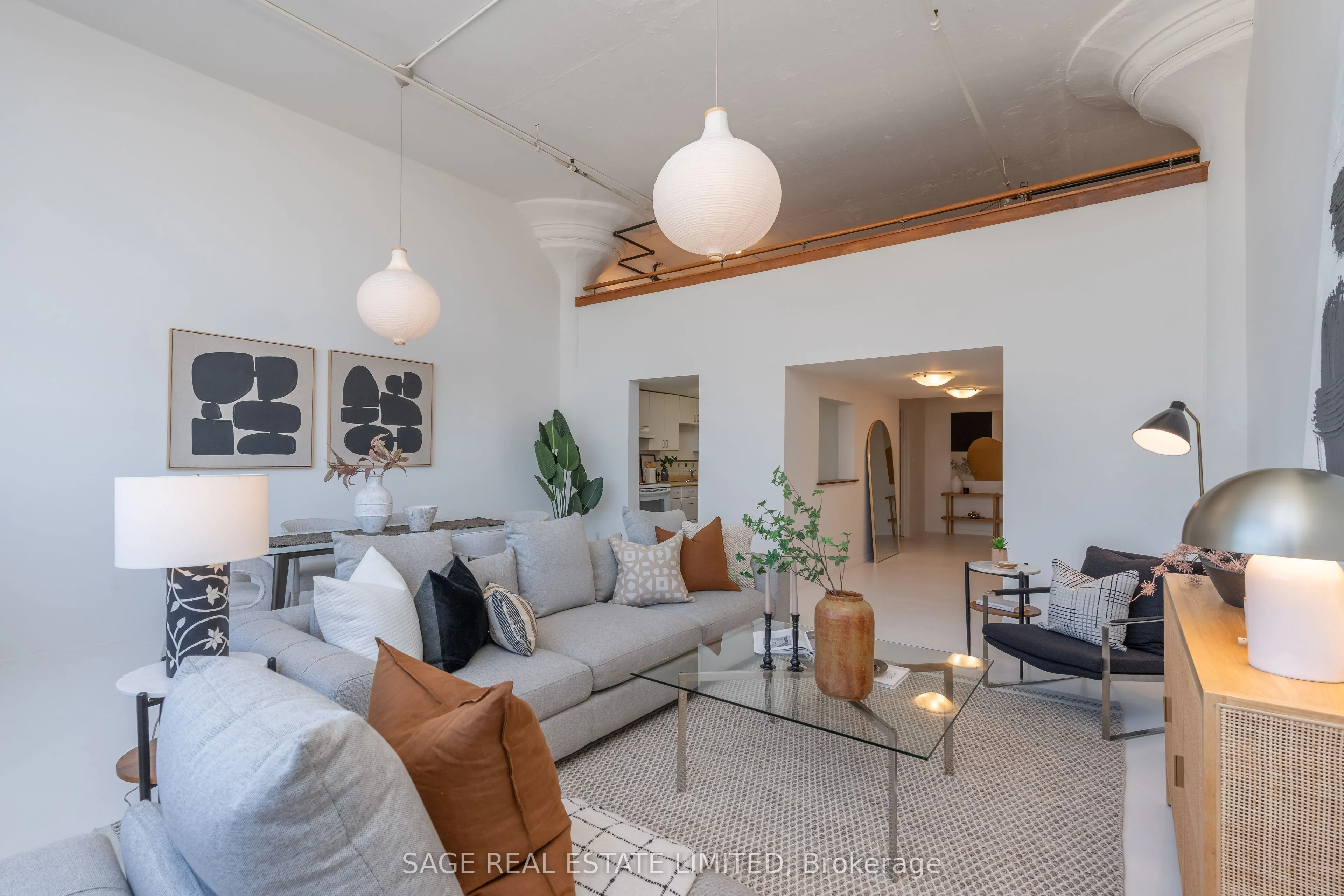 245 Carlaw Avenue, #403
