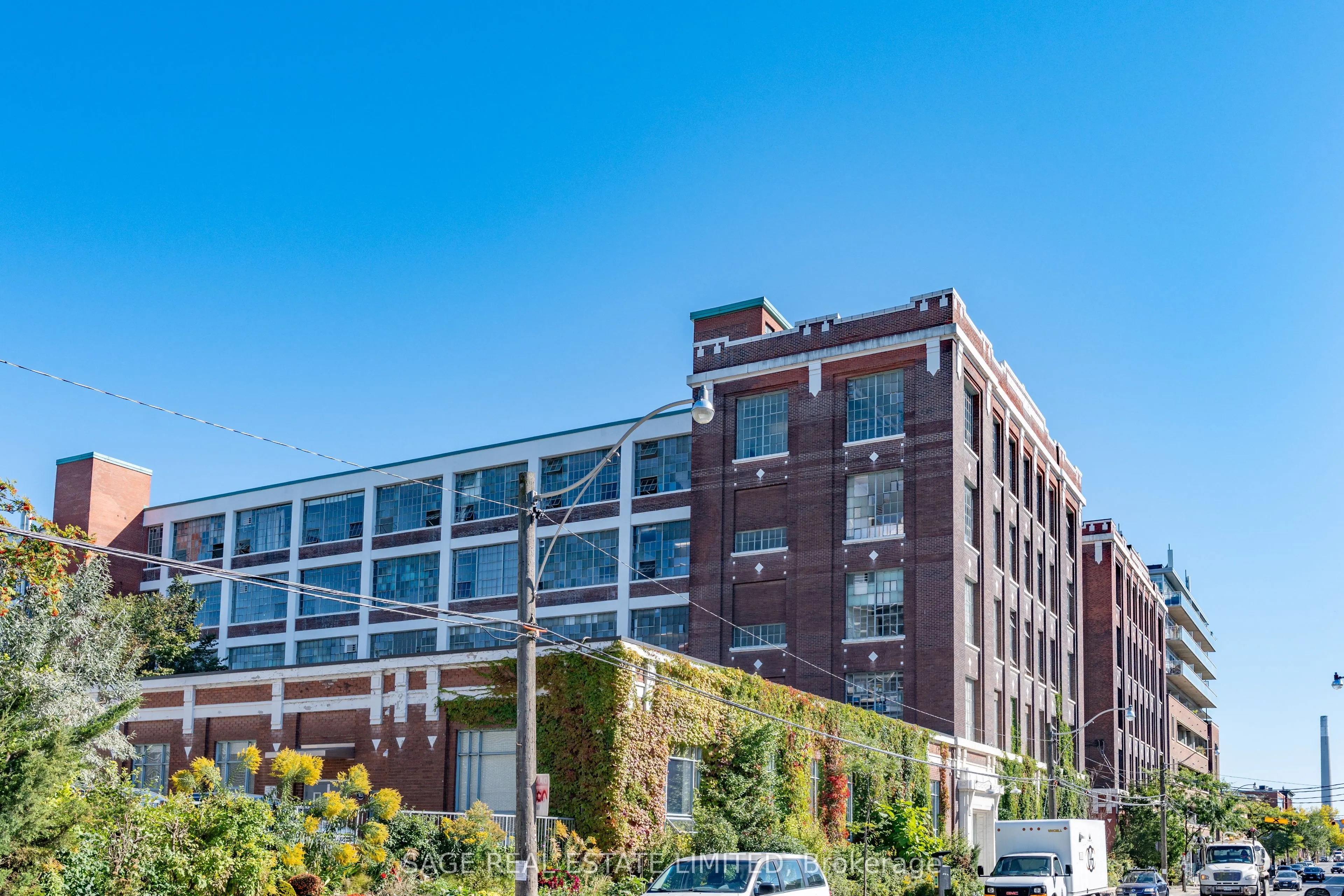 245 Carlaw Avenue, #403