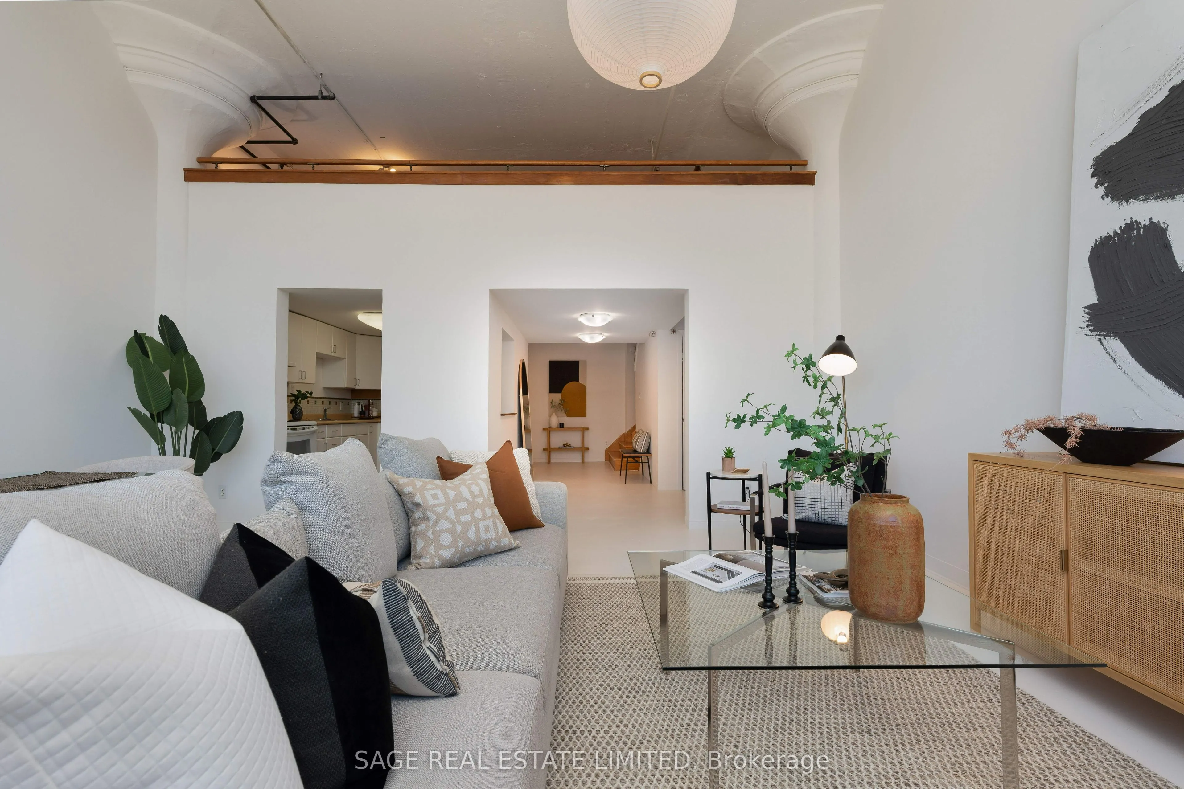 245 Carlaw Avenue, #403