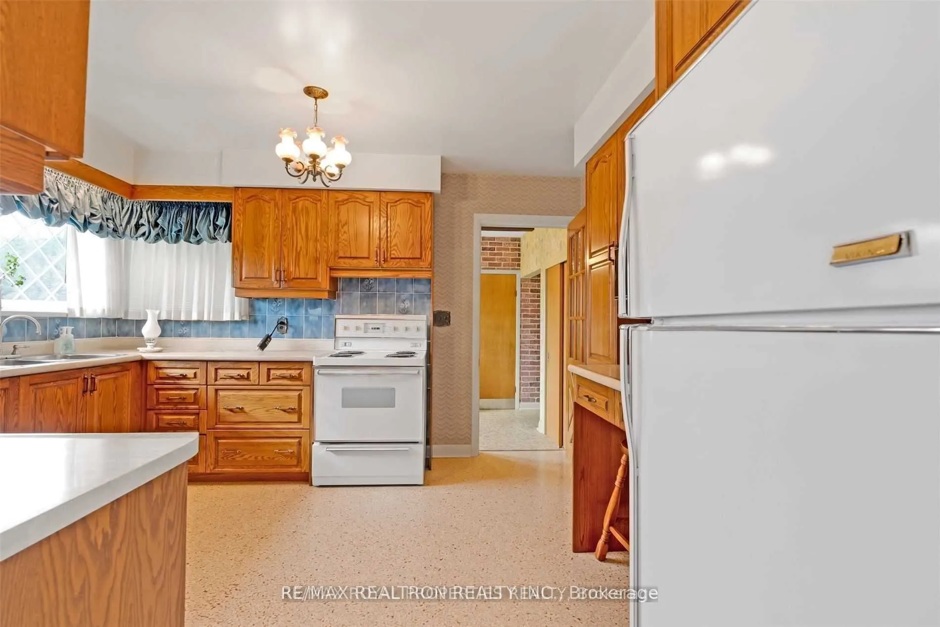 2168 Highway 2