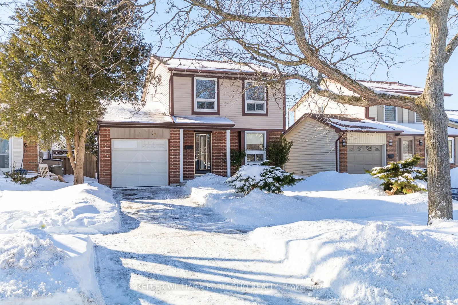 37 Banner Crescent