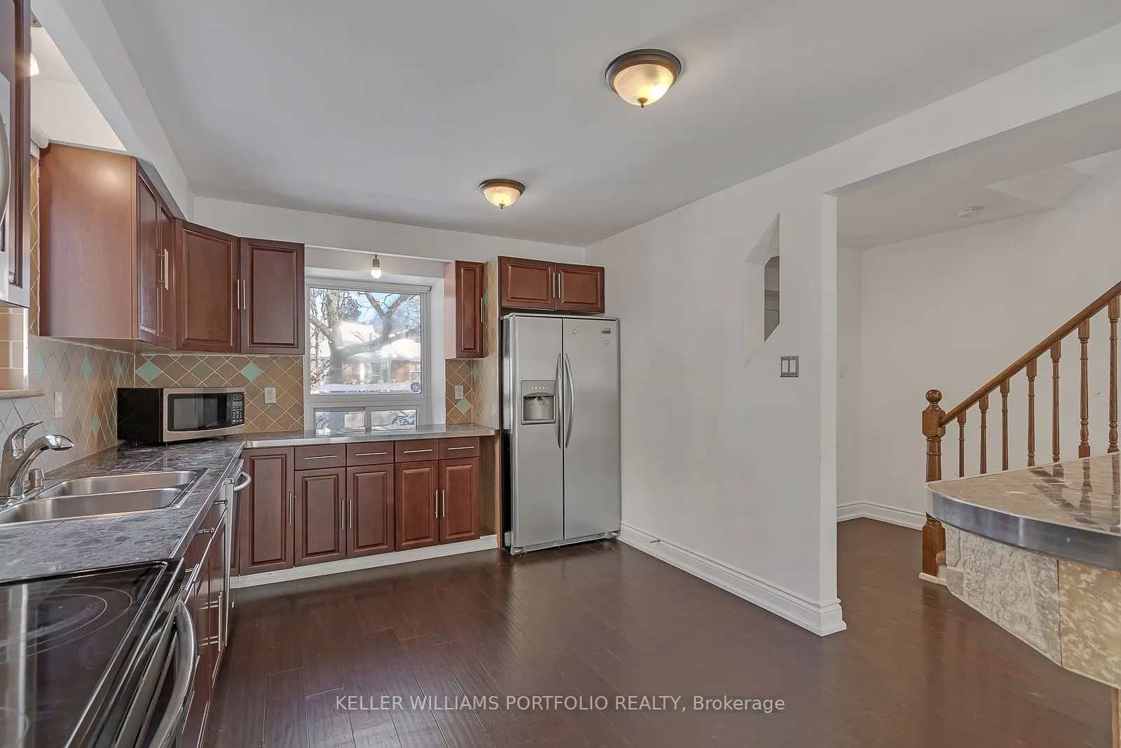 37 Banner Crescent