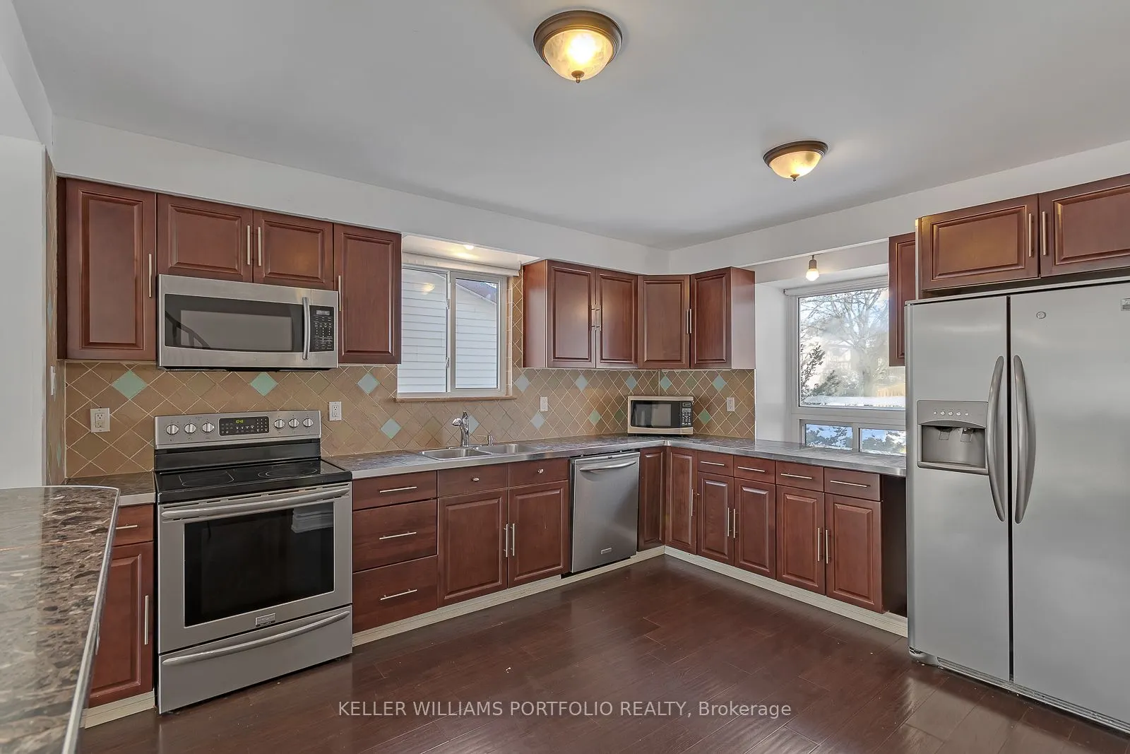 37 Banner Crescent