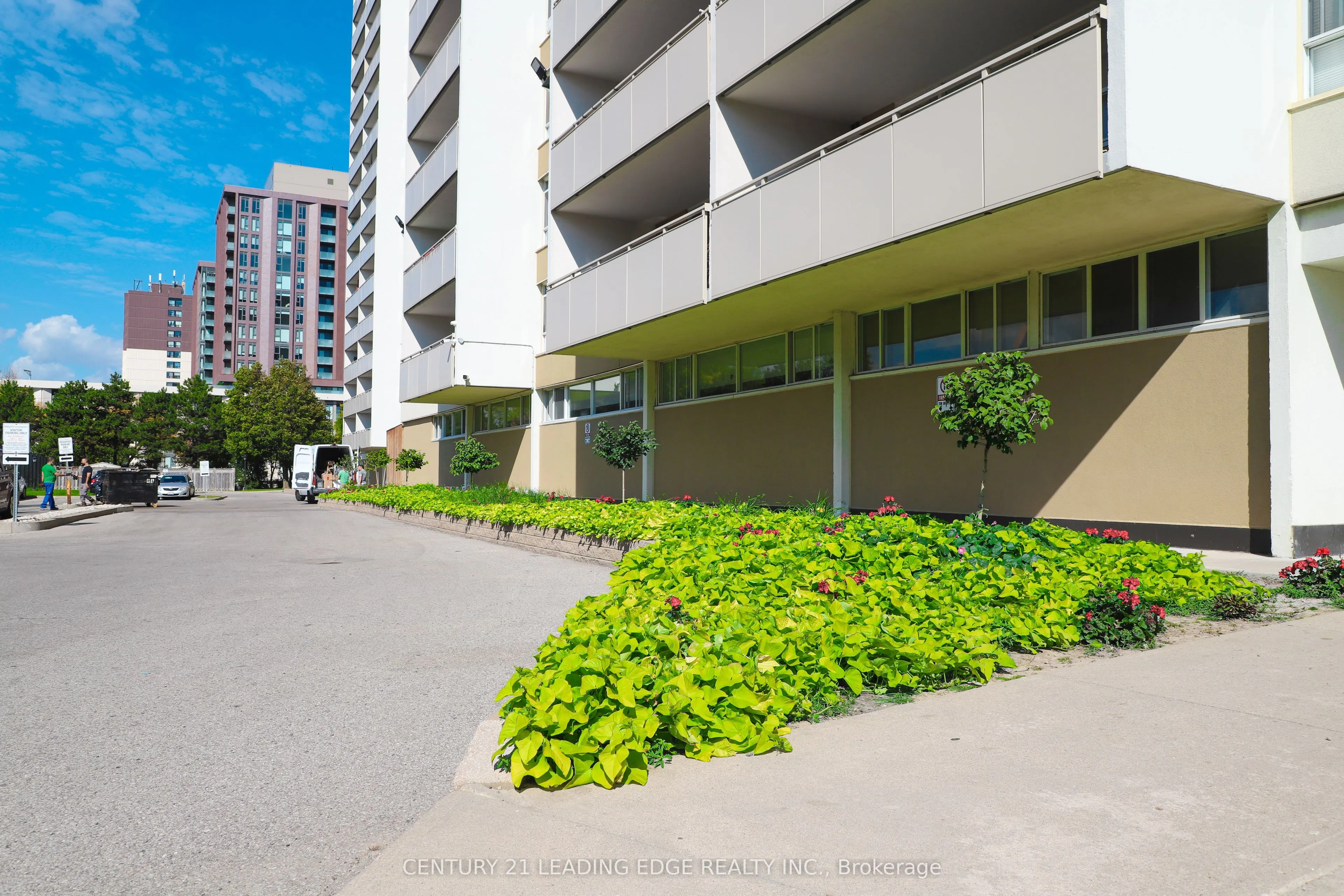 2550 Pharmacy Avenue, #1206